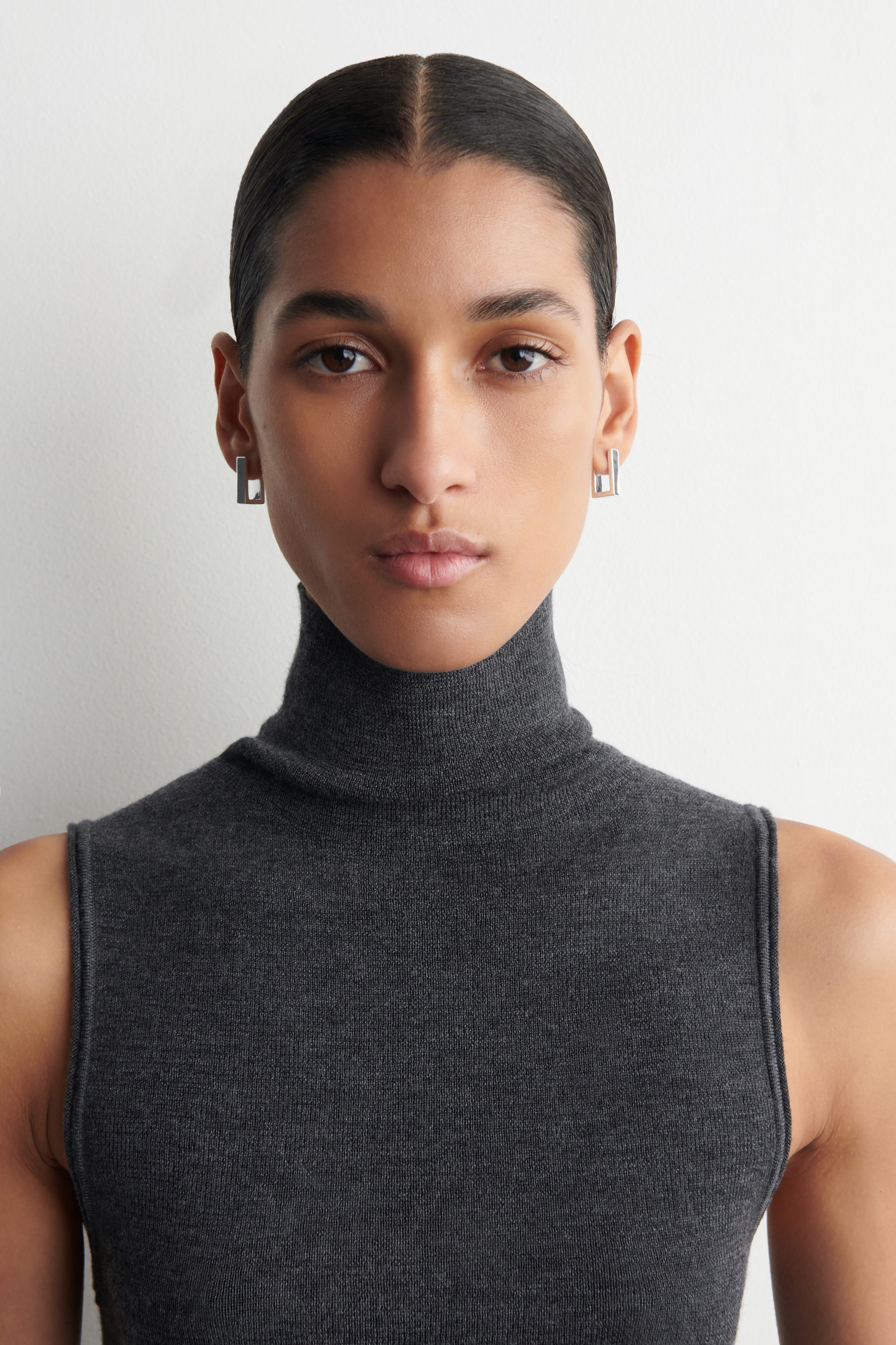 RECTANGULAR HOOP EARRINGS - SILVER | COS US