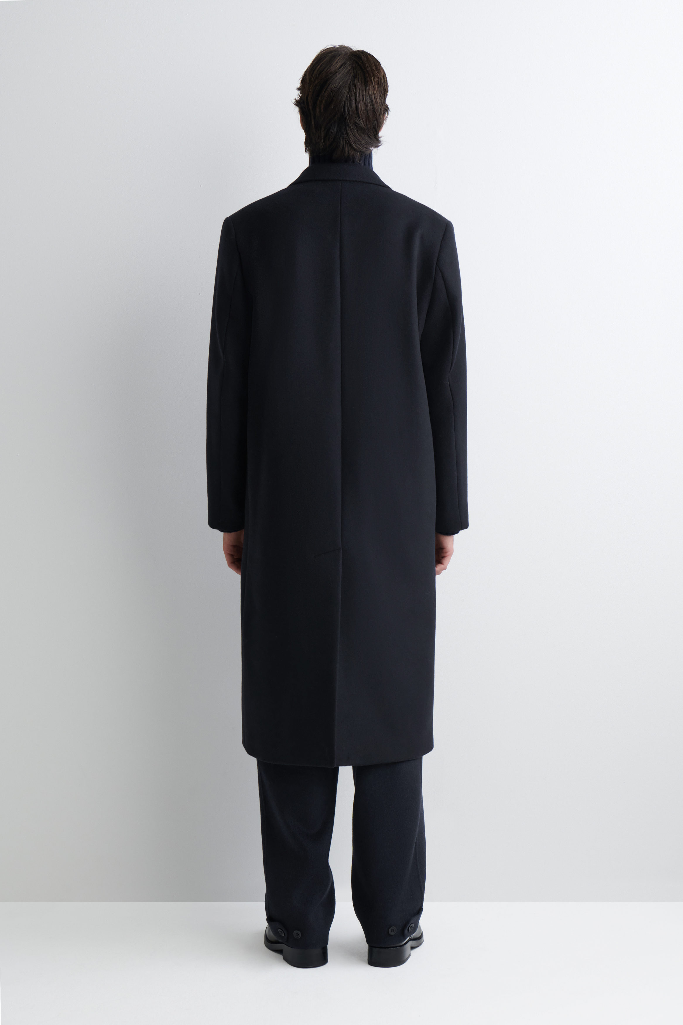 SINGLE-BREASTED WOOL LONG COAT - NAVY | COS US