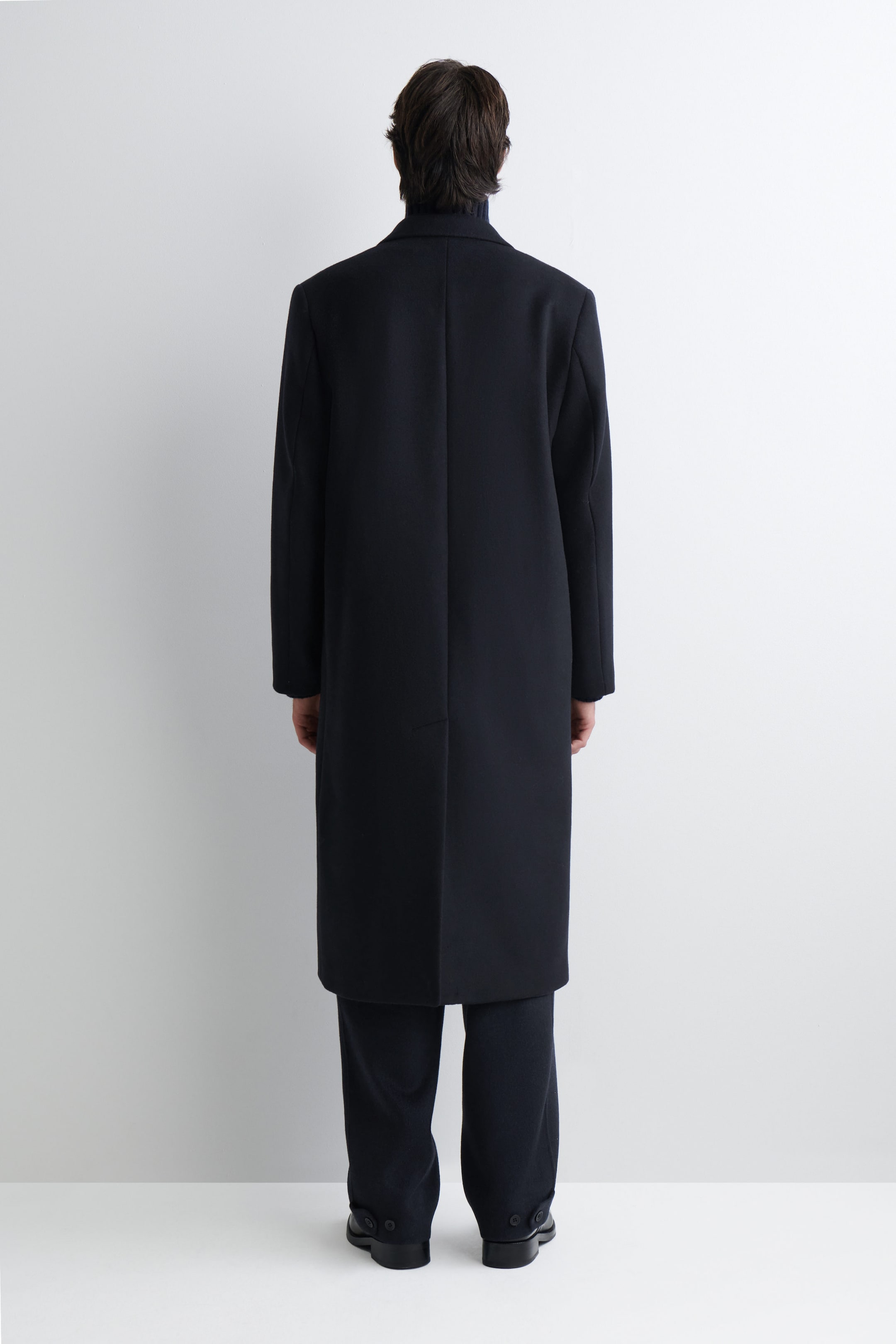 SINGLE-BREASTED WOOL COAT