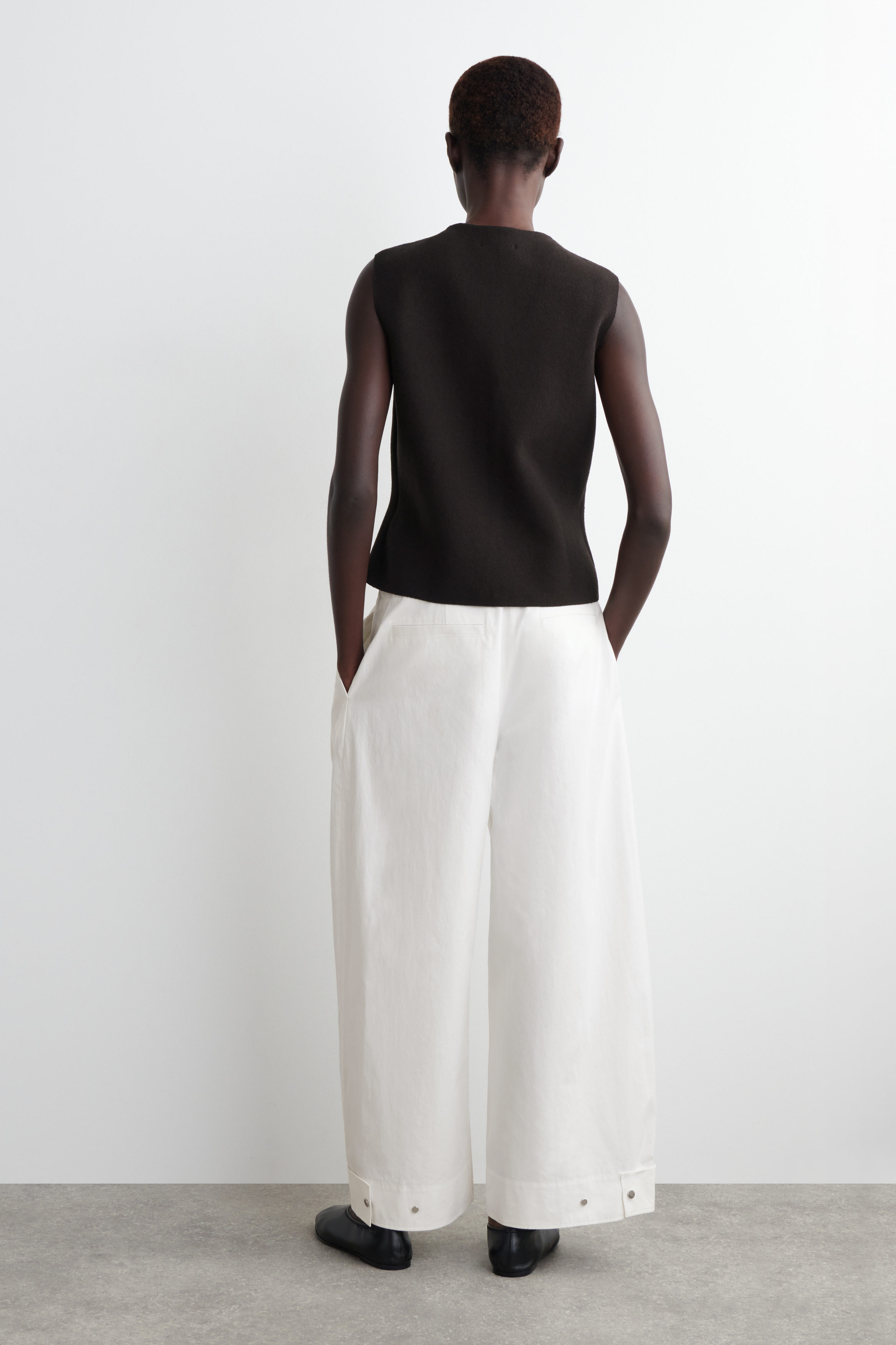 COTTON BARREL-LEG PANTS - WHITE | COS