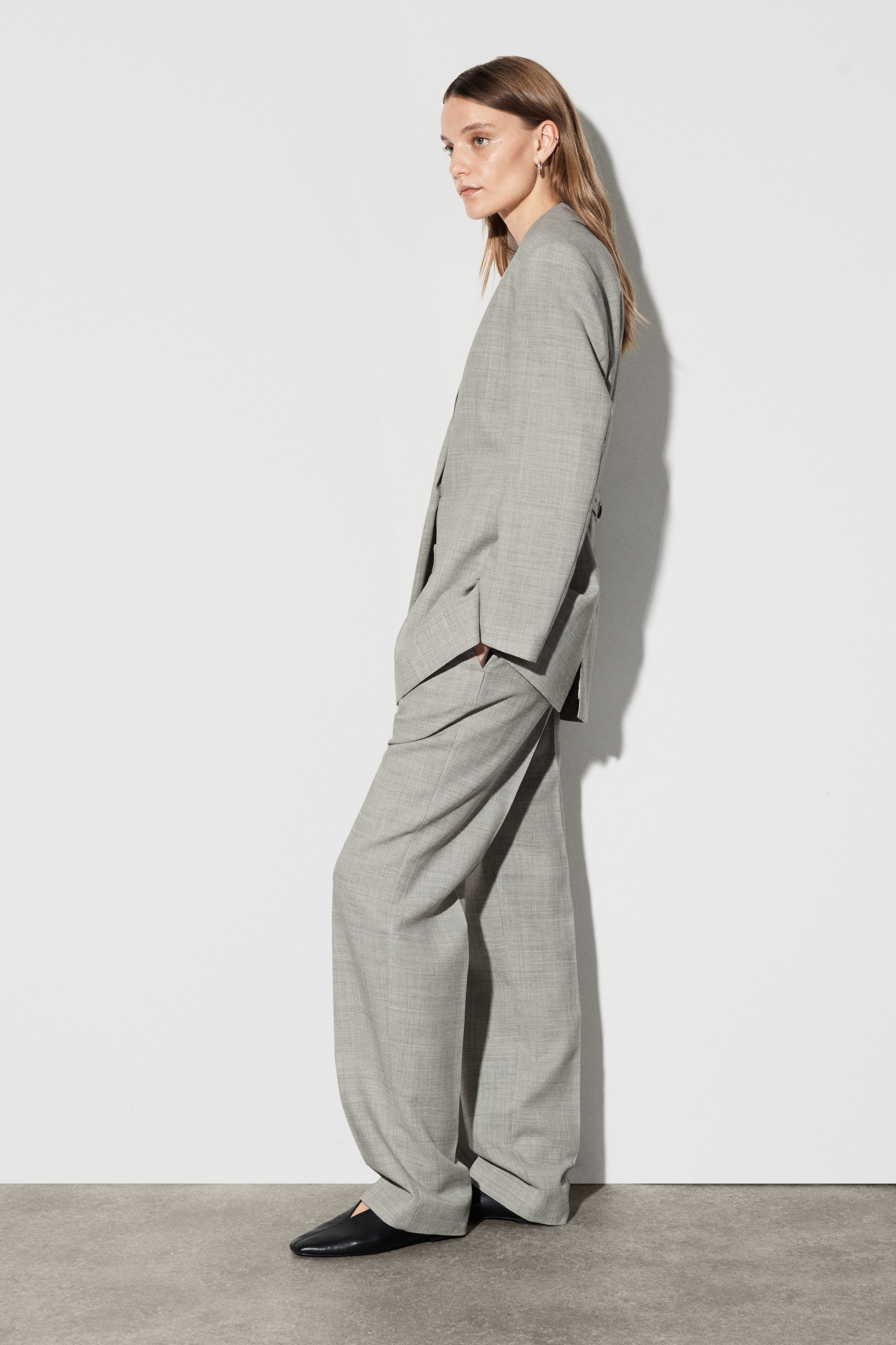 STRUCTURED WOOL-BLEND BLAZER