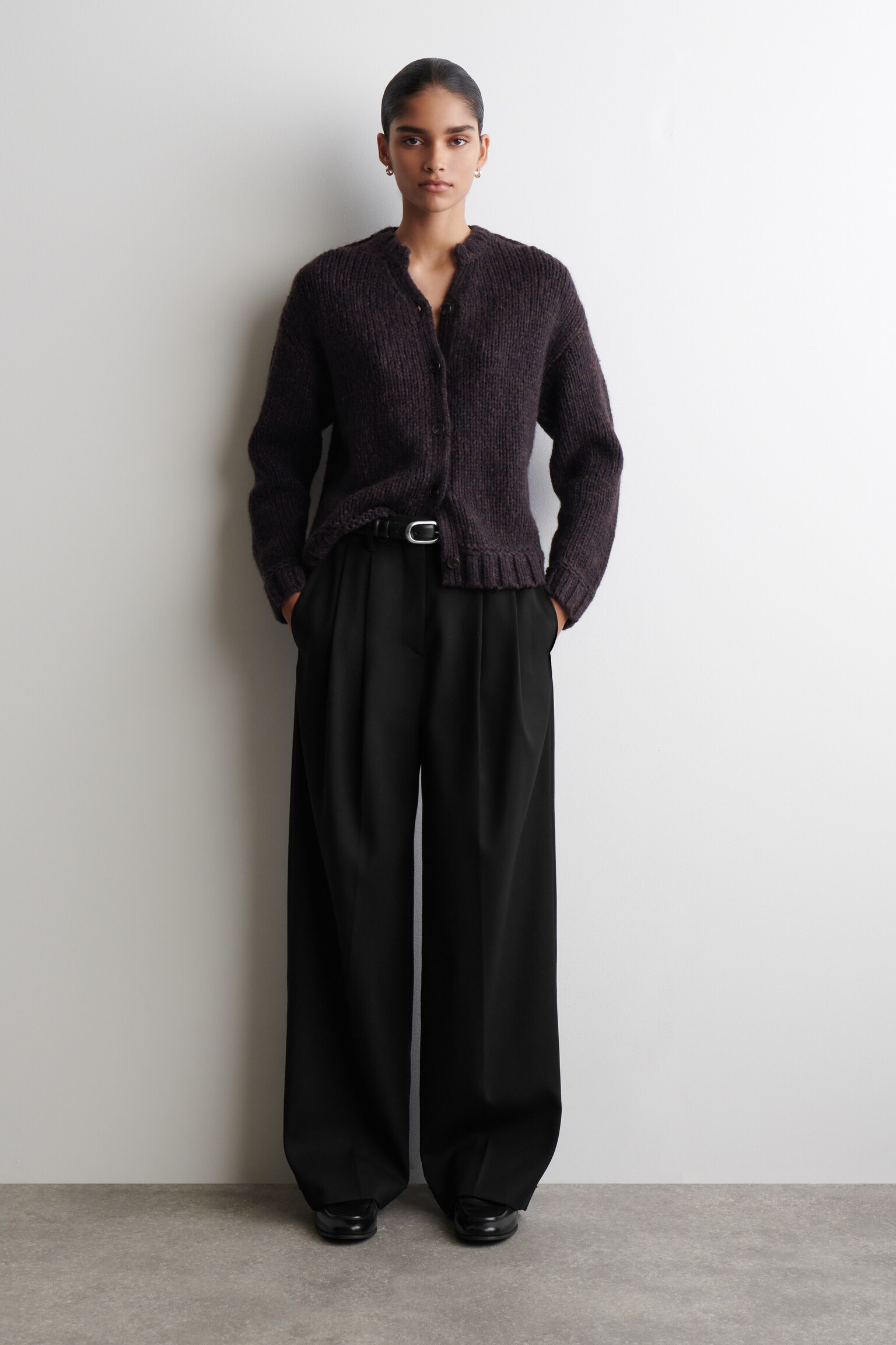 CARDIGAN DIN LÂNĂ-ALPACĂ CU TEXTURĂ ÎN PUNCTE - BROWN / NAVY/CAMEL / ECRU - 3