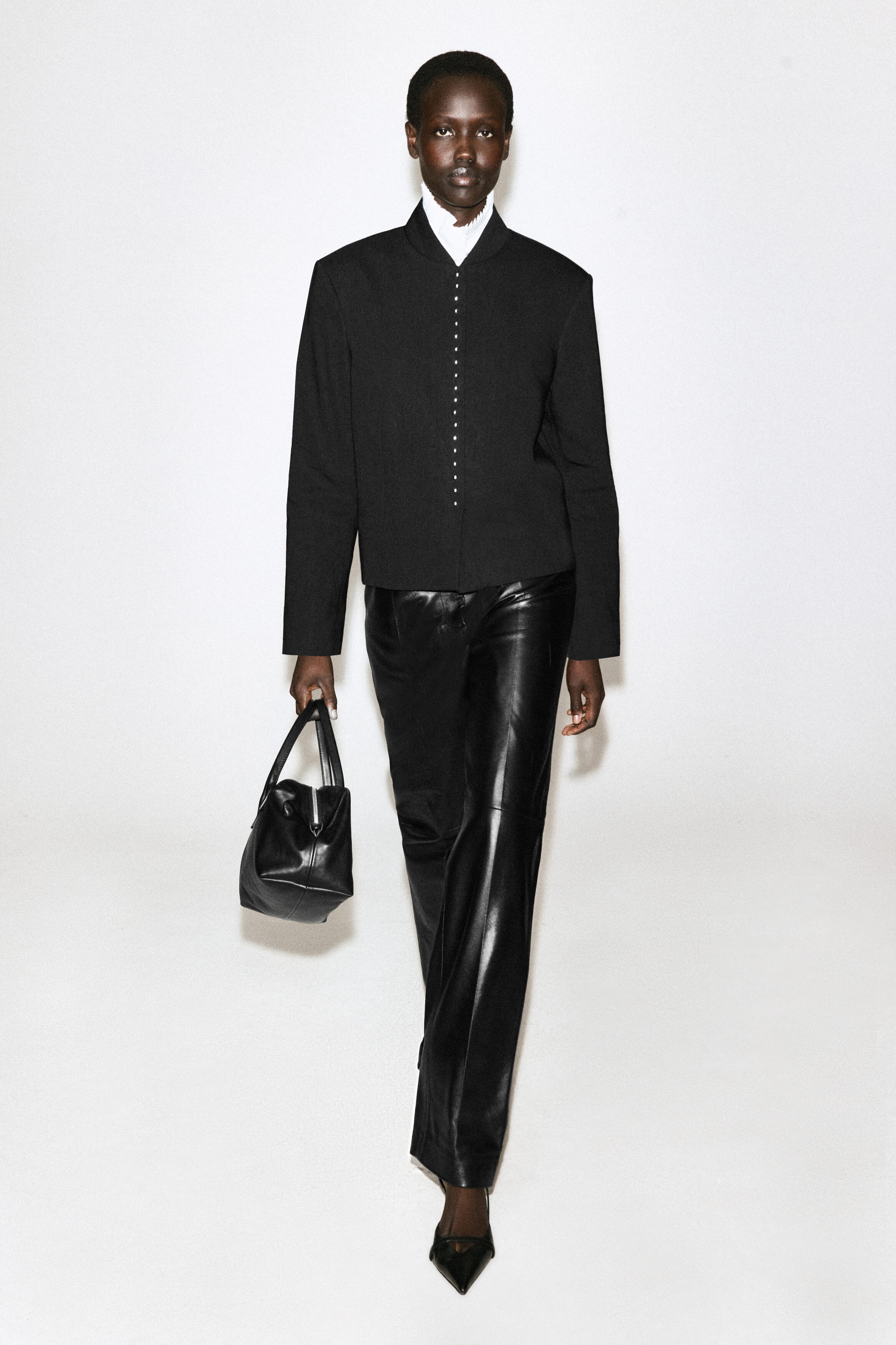 STUD-DETAIL CROPPED LINEN BLAZER - BLACK | COS US