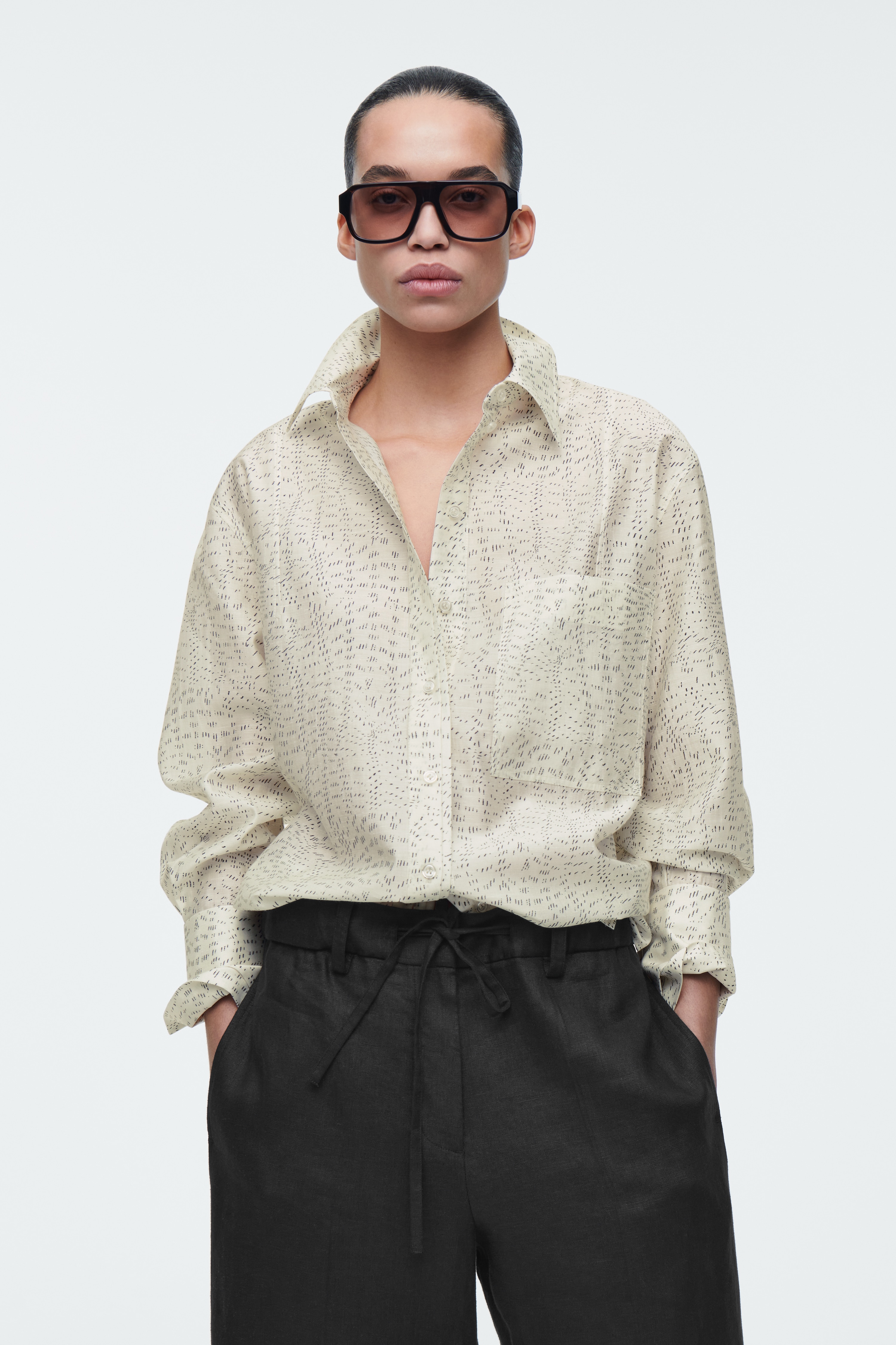 KOŠILE S POTISKEM A VOLNÝM STŘIHEM - ŠAMPAŇSKÁ / POTISK/SVĚTLE RŮŽOVÁ / POTISK