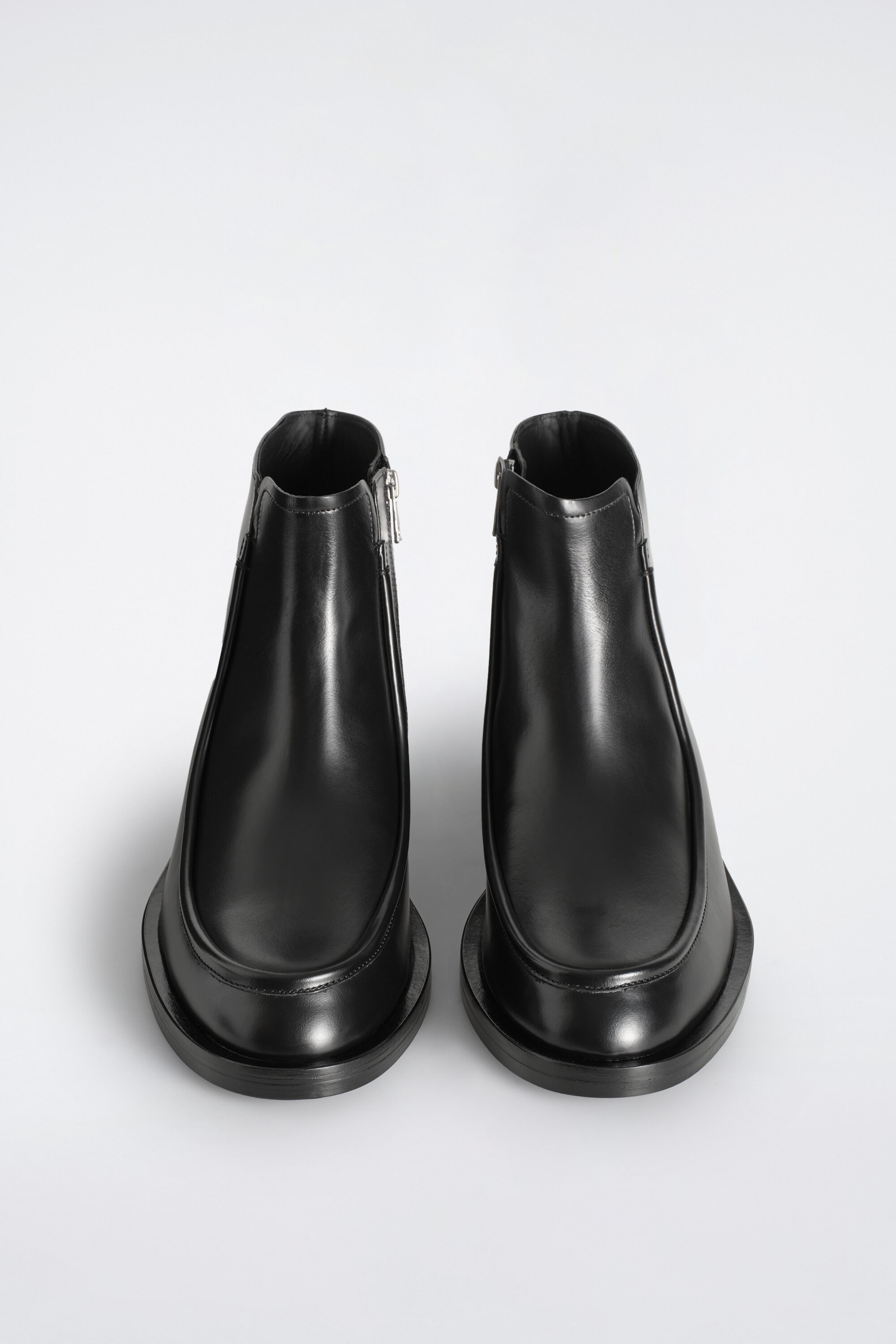 LEATHER APRON BOOTS - thumbnail 3