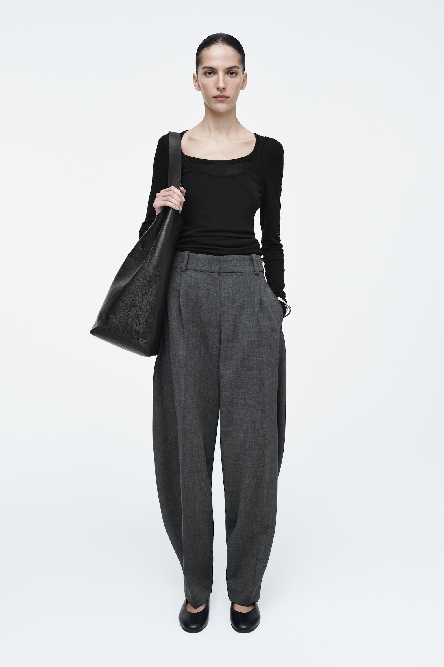 WOOL-BLEND BARREL-LEG TROUSERS - GREY
