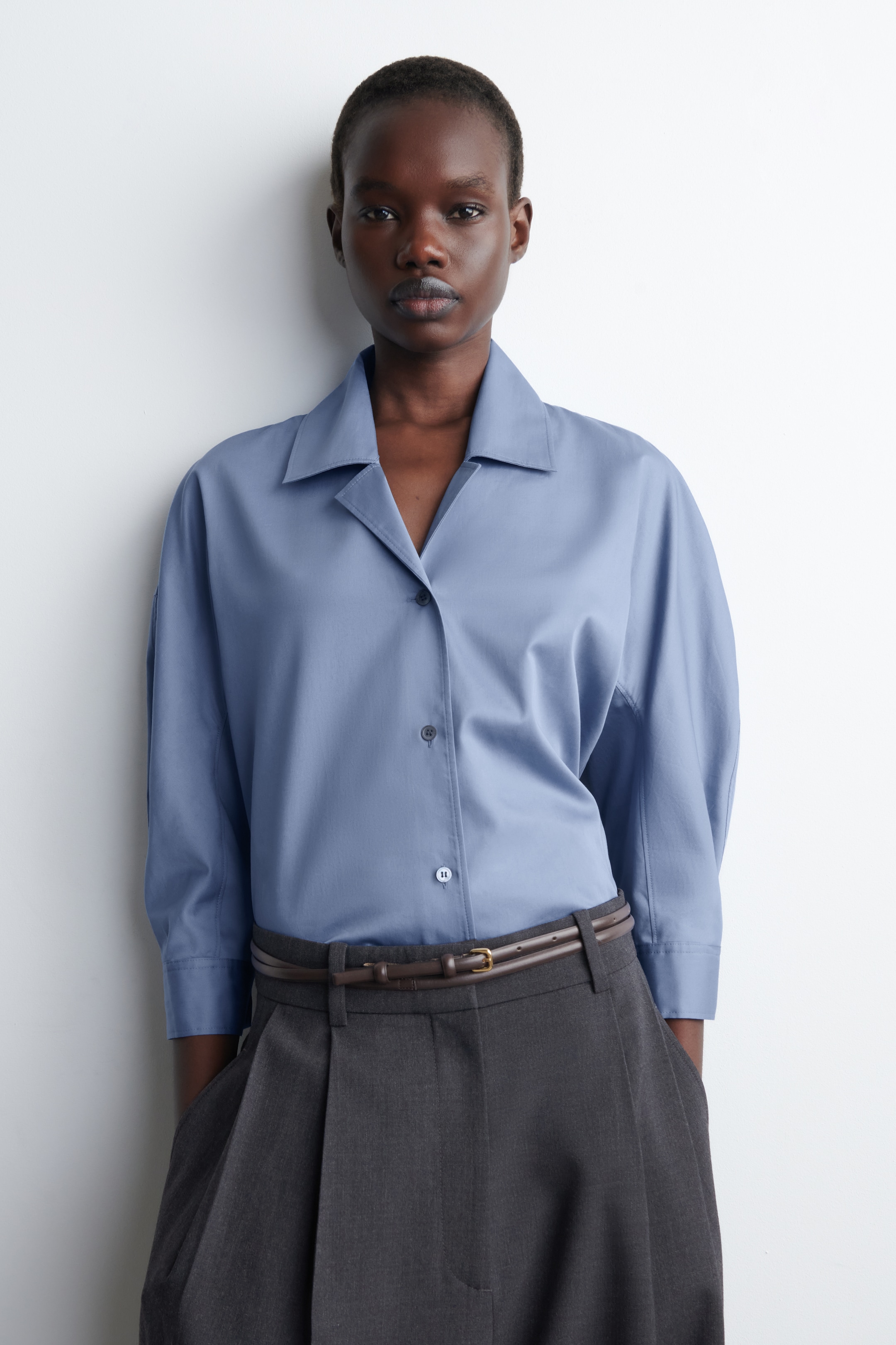 Agrandir l'image: CHEMISE SCULPTURALE EN COTON - BLEU - FEMME | H&M FR 1