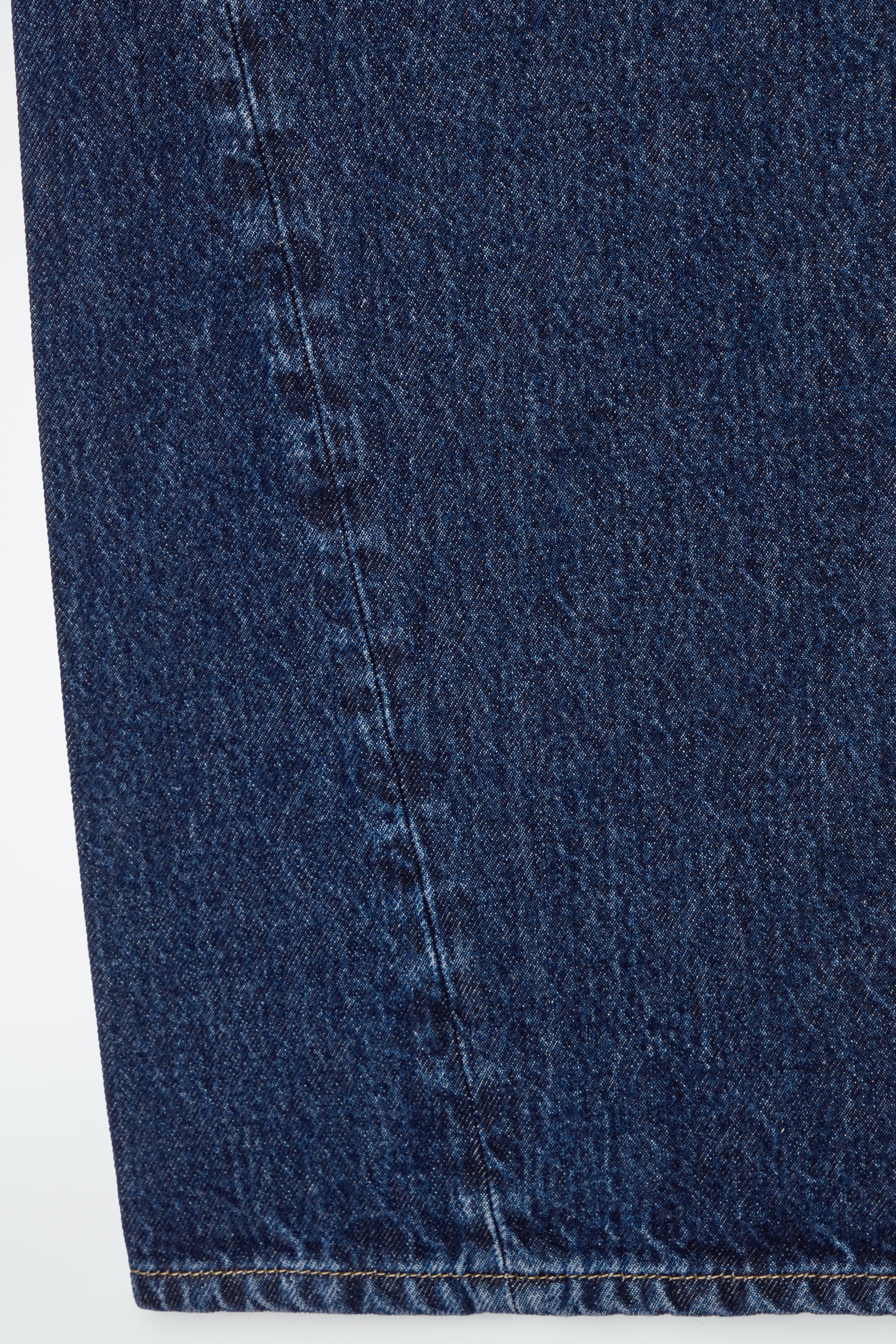 Visa större bild: FACADE JEANS MED RAKA BEN - MÖRKBLÅ - DAM | H&M SE 9