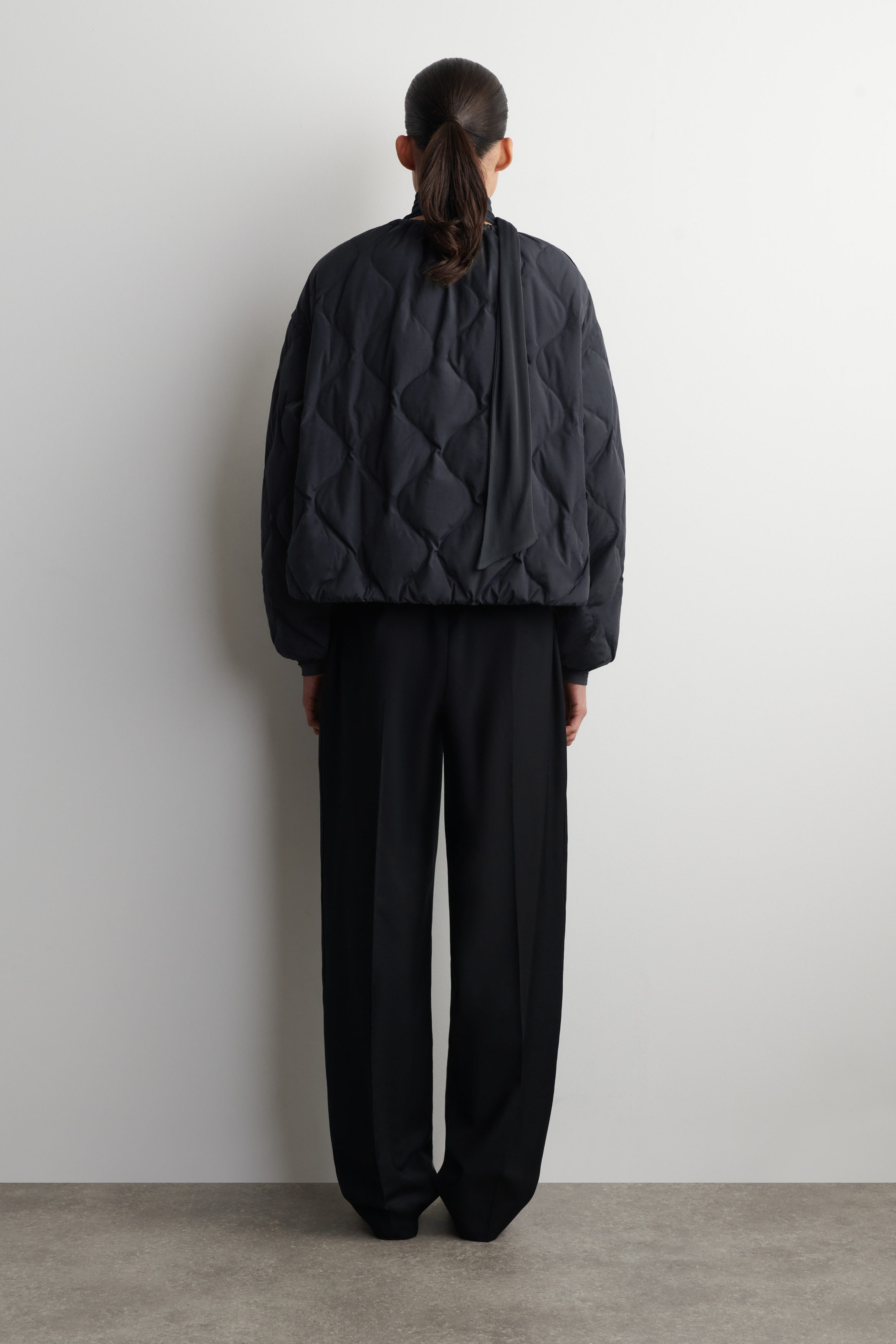 GATHERED QUILTED DOWN JACKET - NAVY | COS US