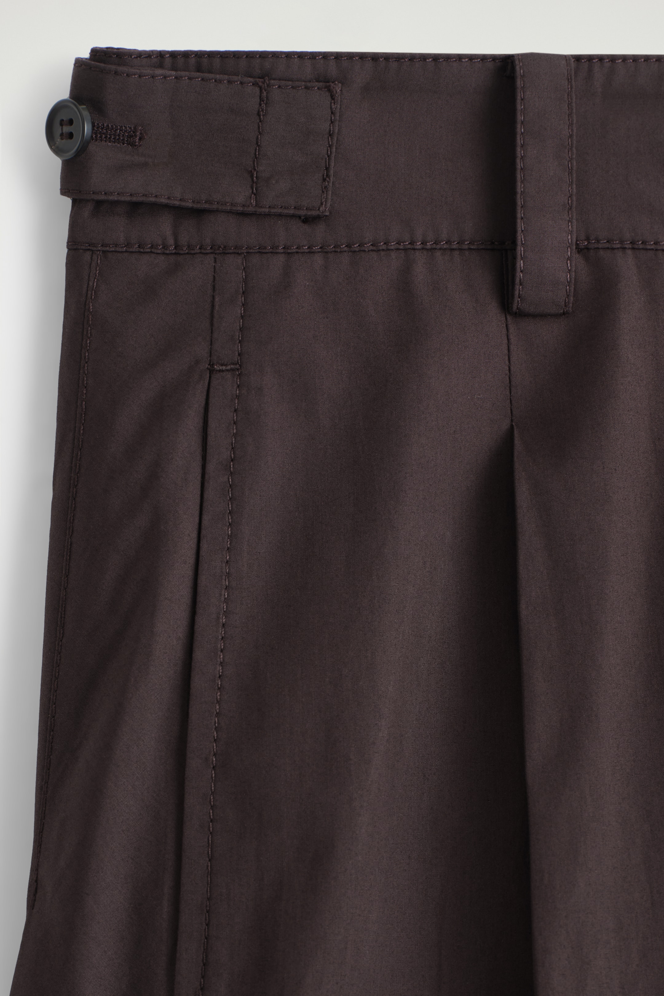 Se større billede: BOMULDSBUKSER MED TØNDEFORMEDE BEN – RELAXED - MØRKEBRUN - DAME | H&M DK 6