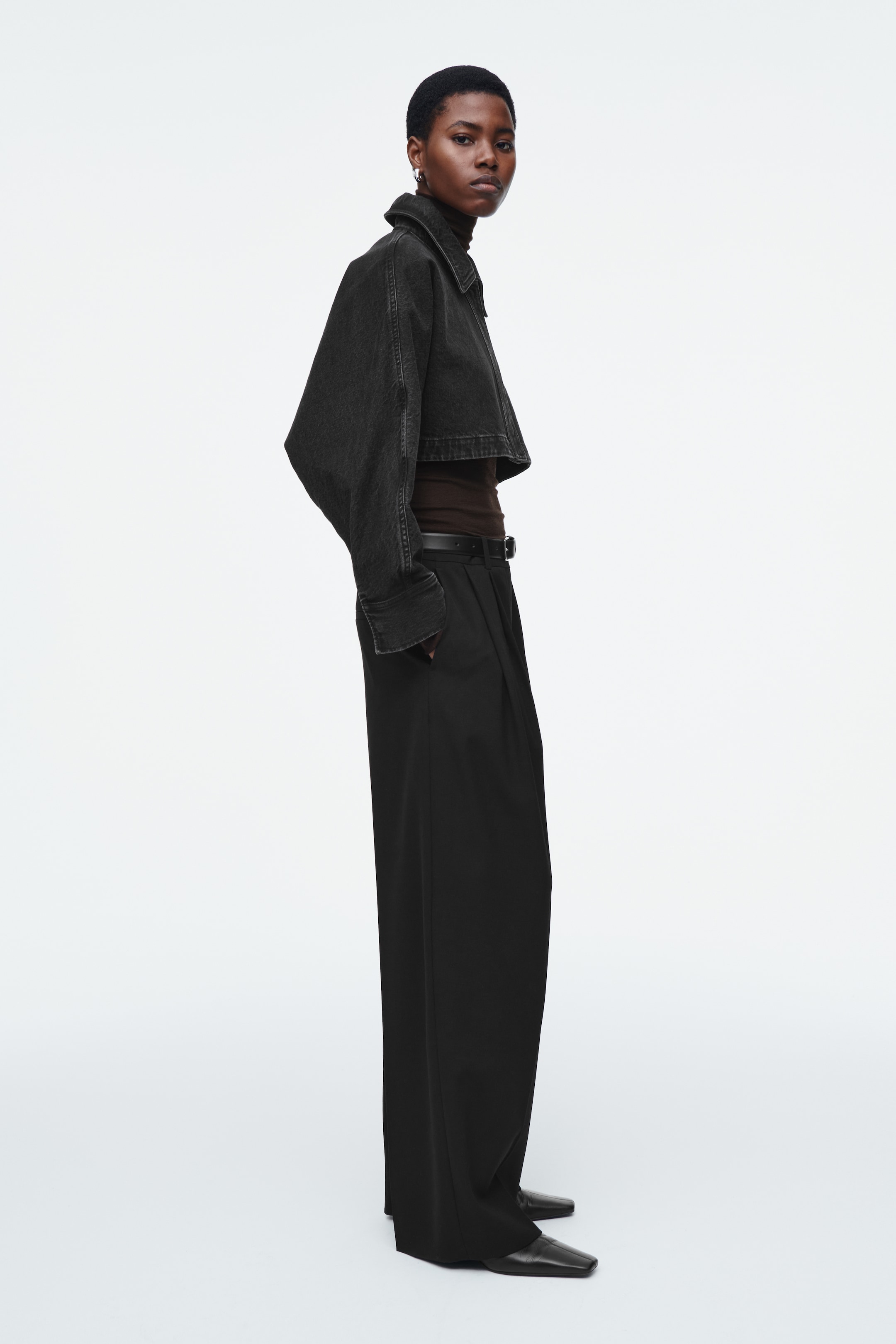 Grotere afbeelding bekijken: Cropped spijkerjack - ZWART - DAMES | H&M NL 4