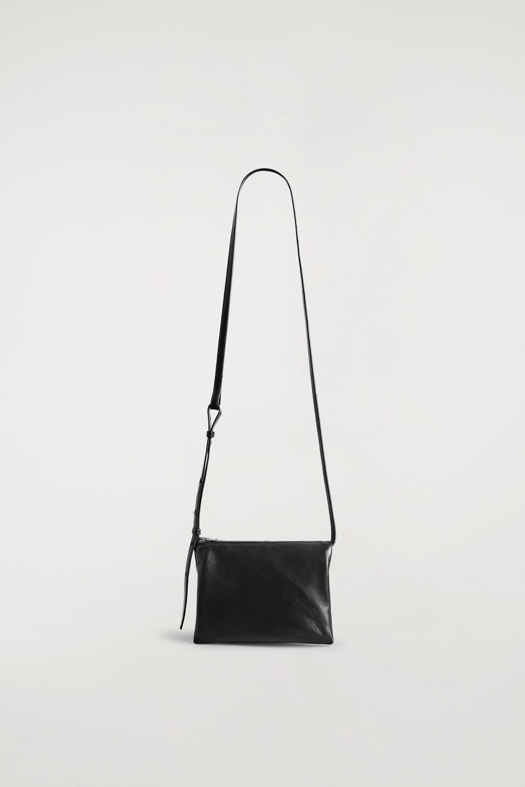 TROVE CROSSBODY BAG - LEATHER