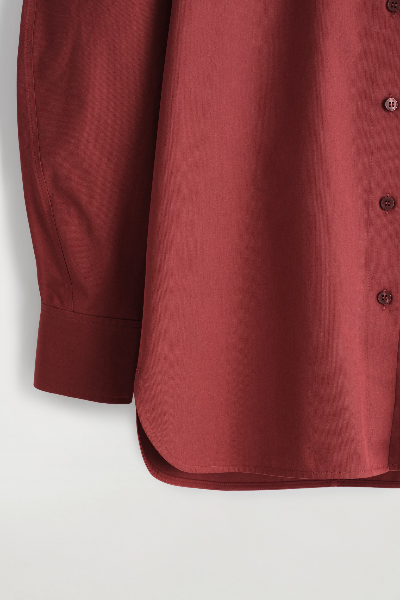 CAMISA REDONDEADA DE ALGODÓN PIMA - ROJO OSCURO/VERDE CLARO/BLANCO - 6