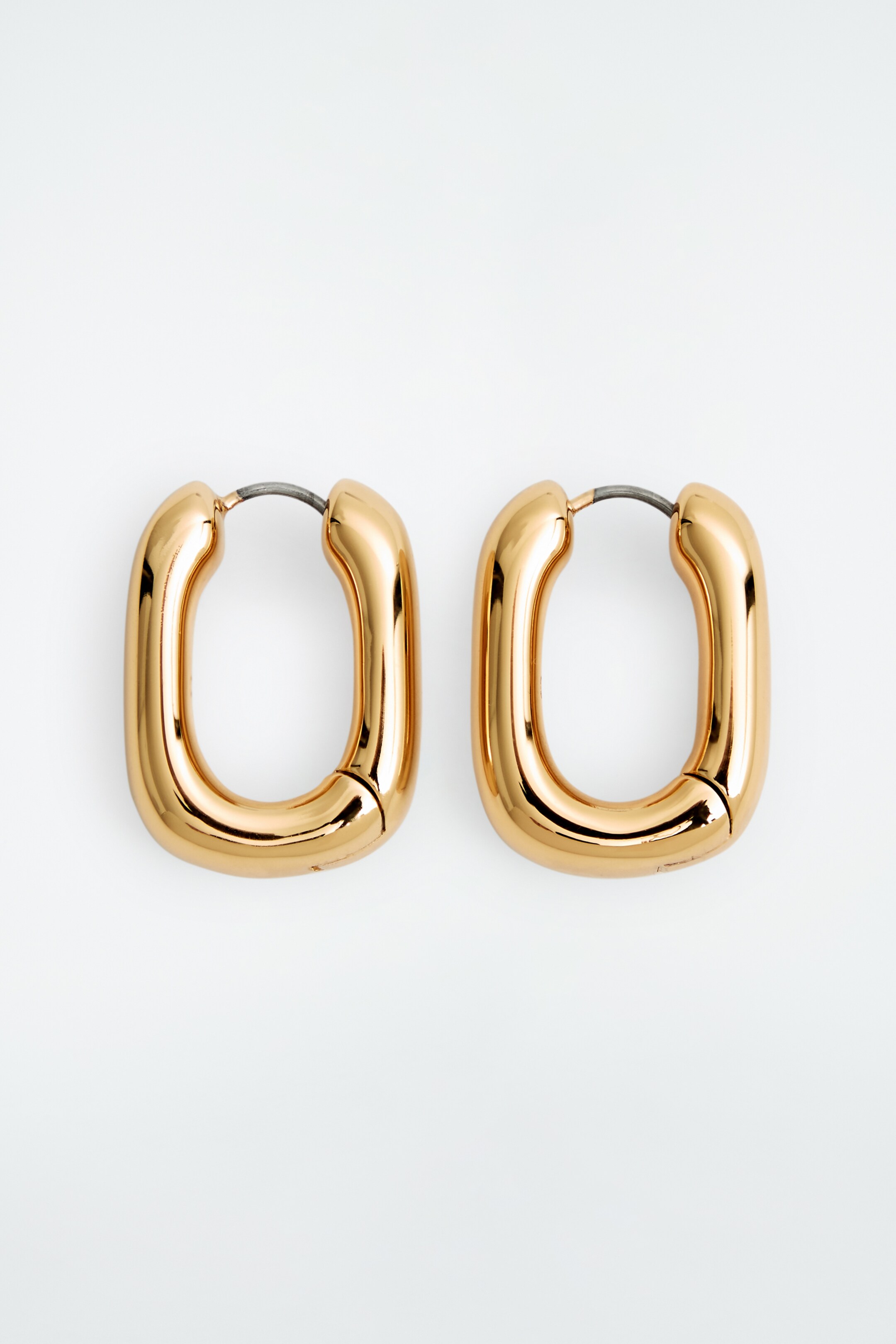 Grotere afbeelding bekijken: CHUNKY VIERKANTE HOOP OORBELLEN - GOUD - DAMES | H&M BE 3