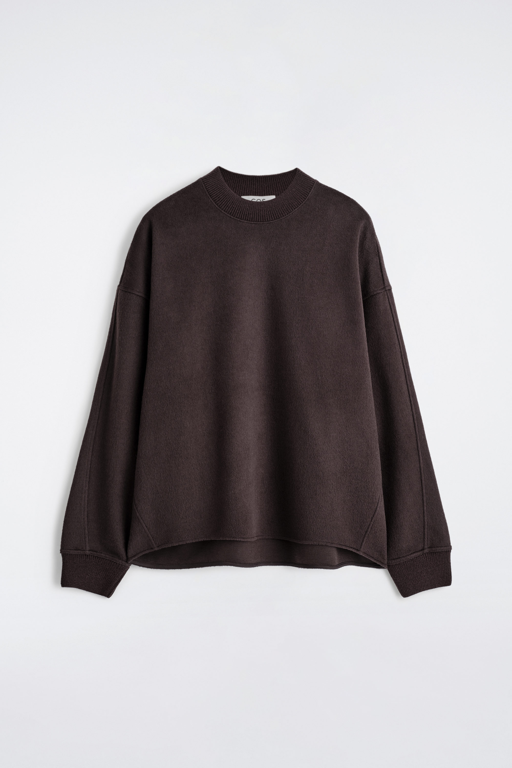 OVERSIZED MERINO-WOOL JERSEY JUMPER - DARK BROWN | COS DE