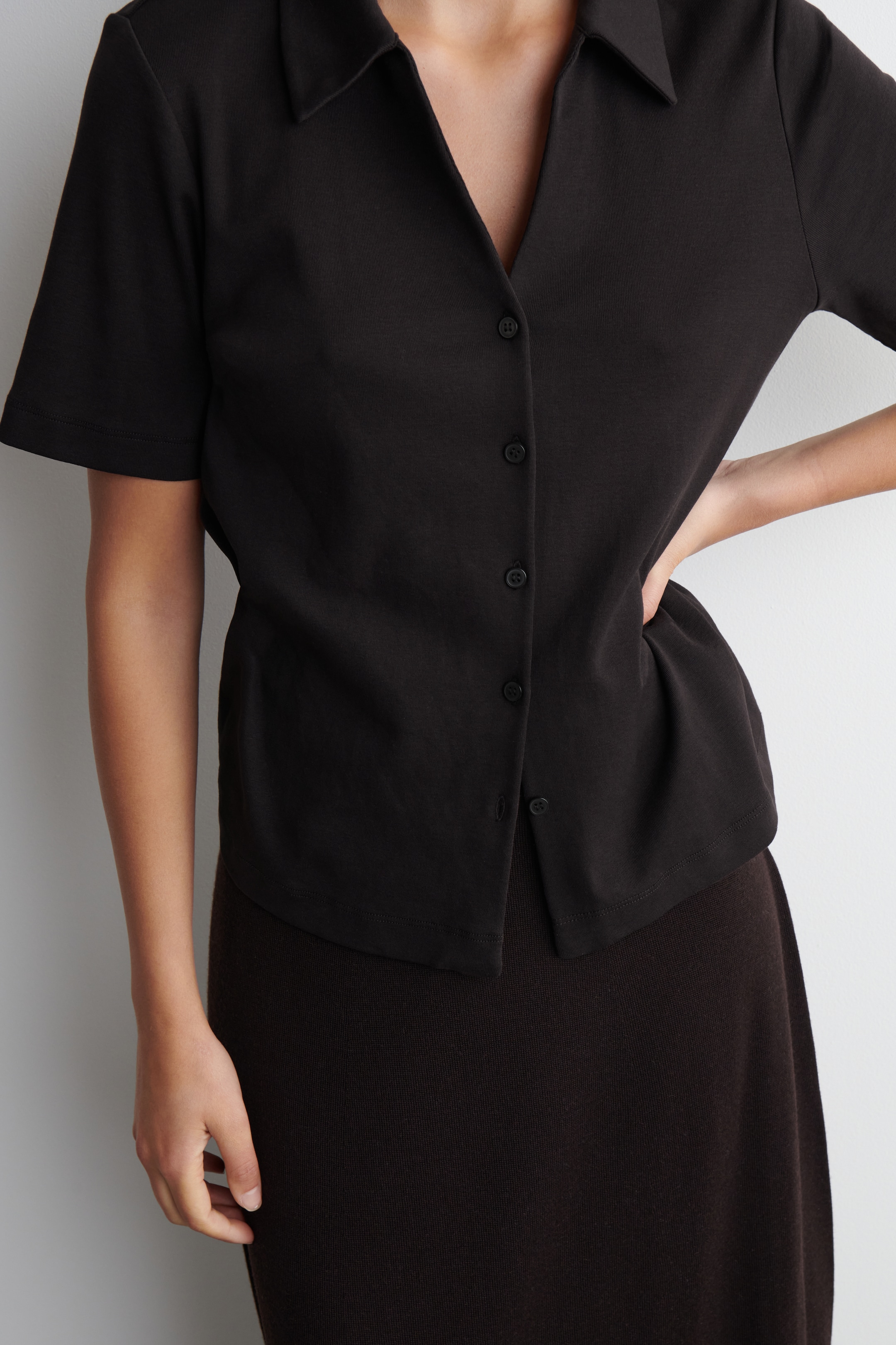Grotere afbeelding bekijken: Jersey resortoverhemd - DONKERBRUIN - DAMES | H&M BE 3