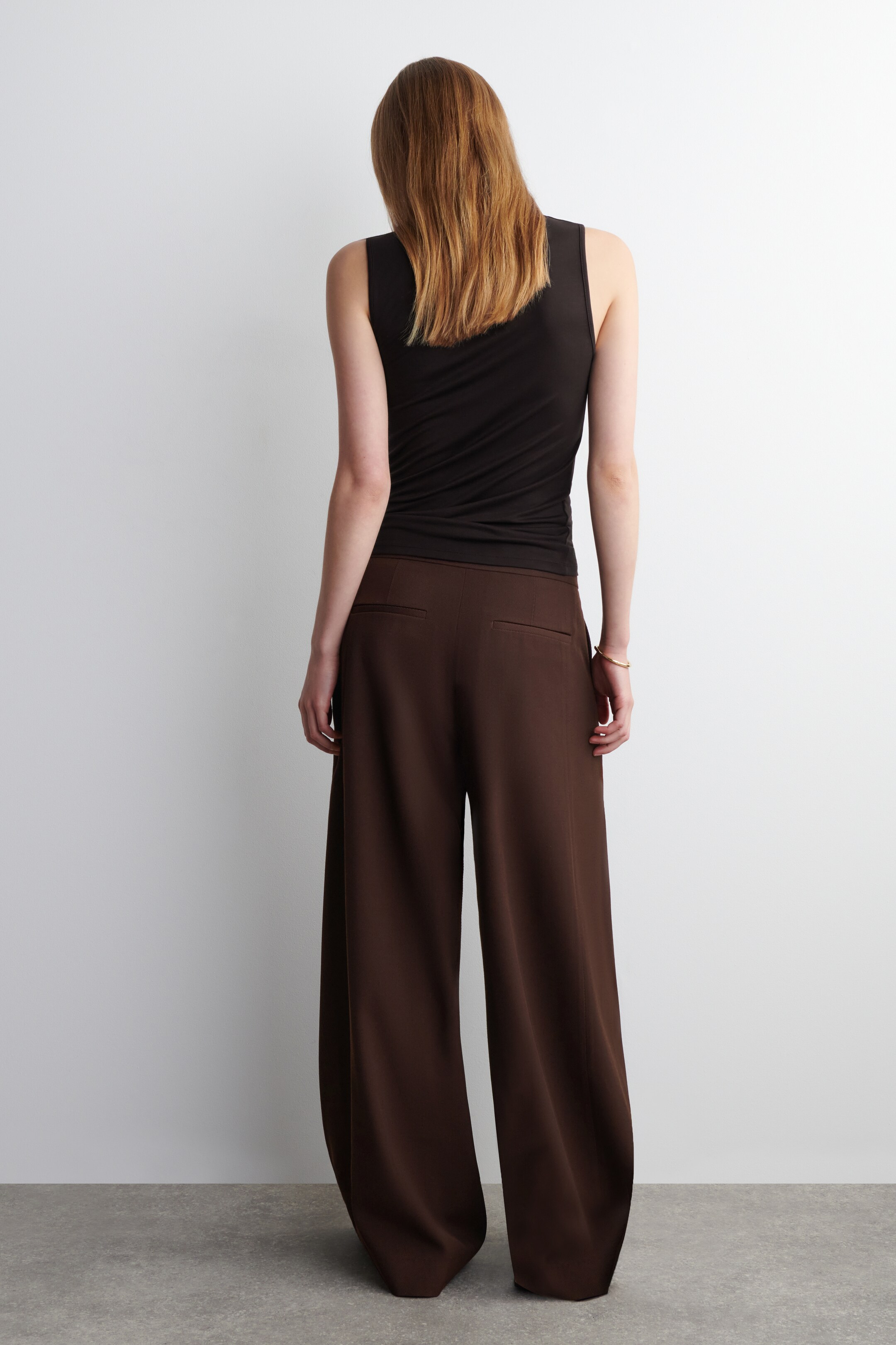 Agrandir l'image: PANTALON LARGE DÉCONTRACTÉ EN LAINE MÉLANGÉE - BORDEAUX - FEMME | H&M CH 4
