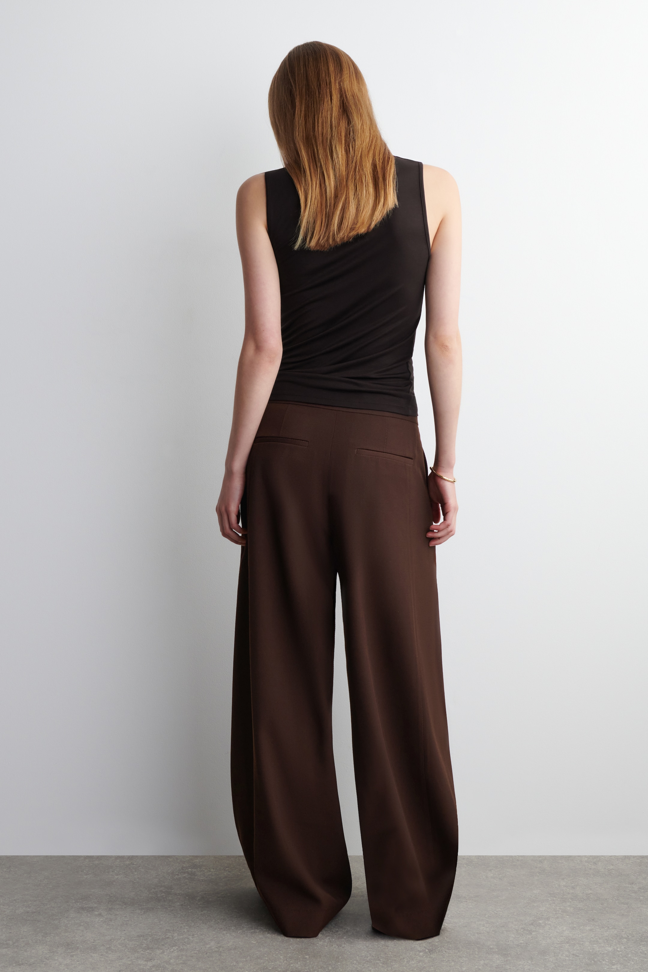Ingrandisci l'immagine: RELAXED WOOL-BLEND WIDE-LEG TROUSERS - BURGUNDY - DONNA | H&M CH 4