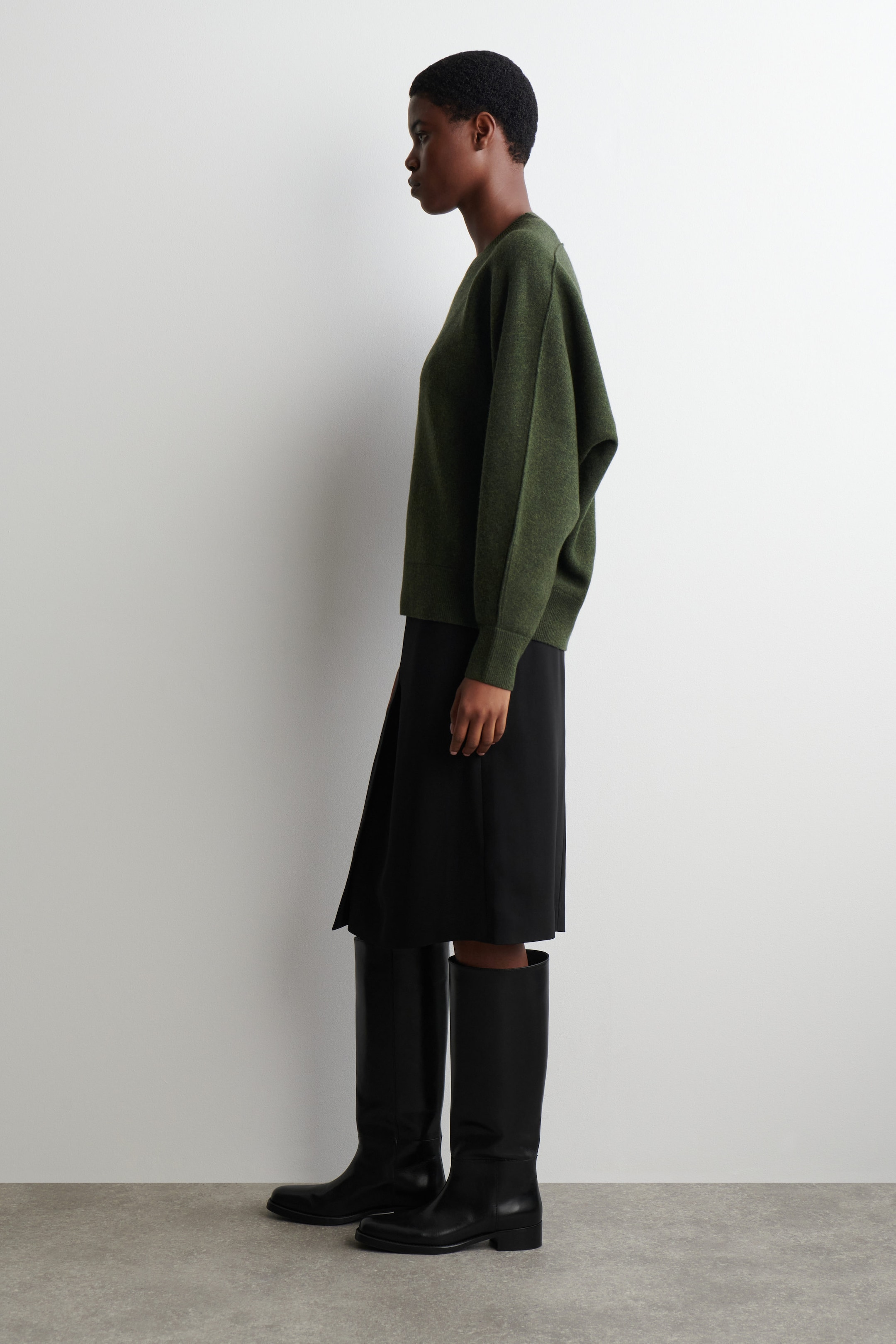 ROUNDED DOUBLE-FACED WOOL SWEATER