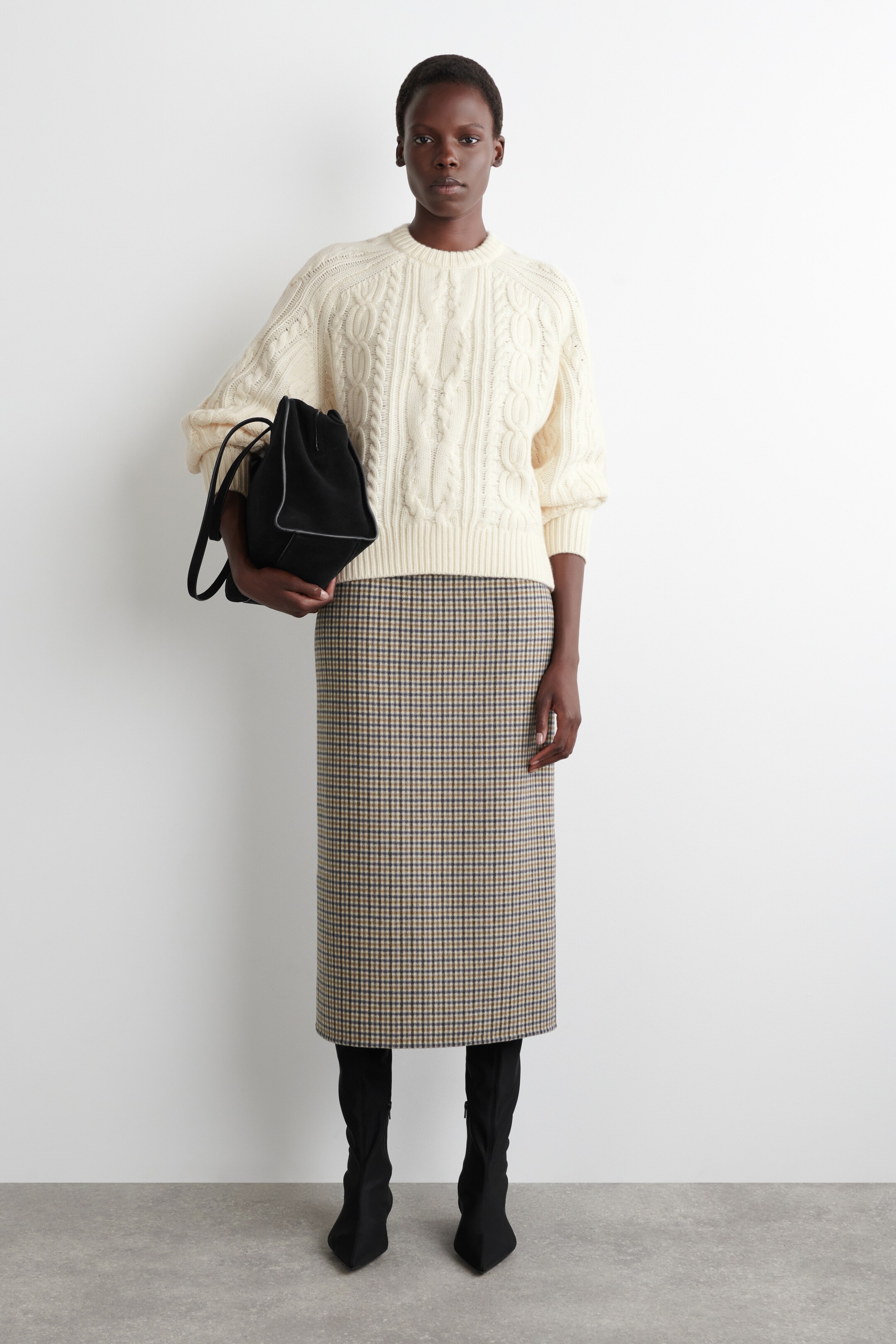 View larger image: CABLE-KNIT WOOL-CASHMERE JUMPER - CREAM - Ladies | H&M GB 2