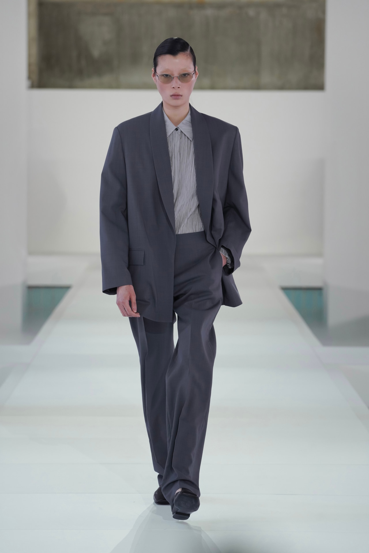 TAILORED WOOL STRAIGHT-LEG TROUSERS - GRAPHITE | COS CA