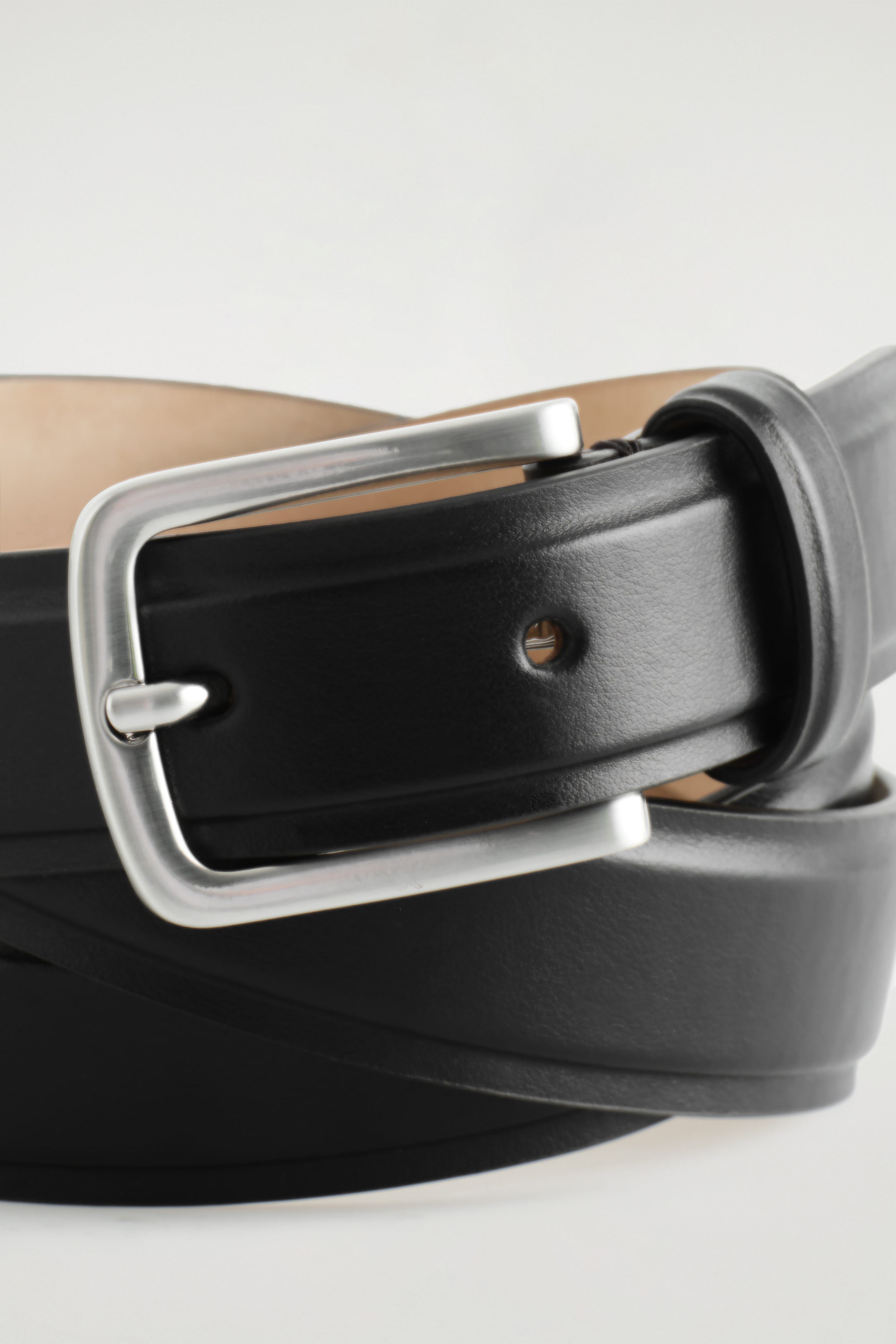 EMBOSSED LEATHER BELT