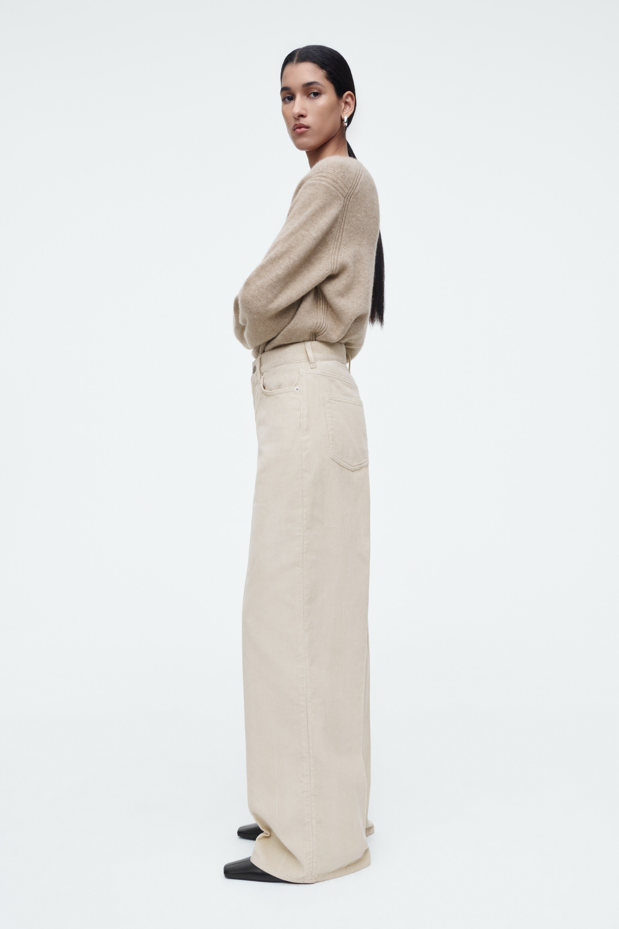Grösseres Bild ansehen: TIDE CORD-JEANS MIT WEITEM BEIN - HELLES BEIGE - DAMEN | H&M CH 3