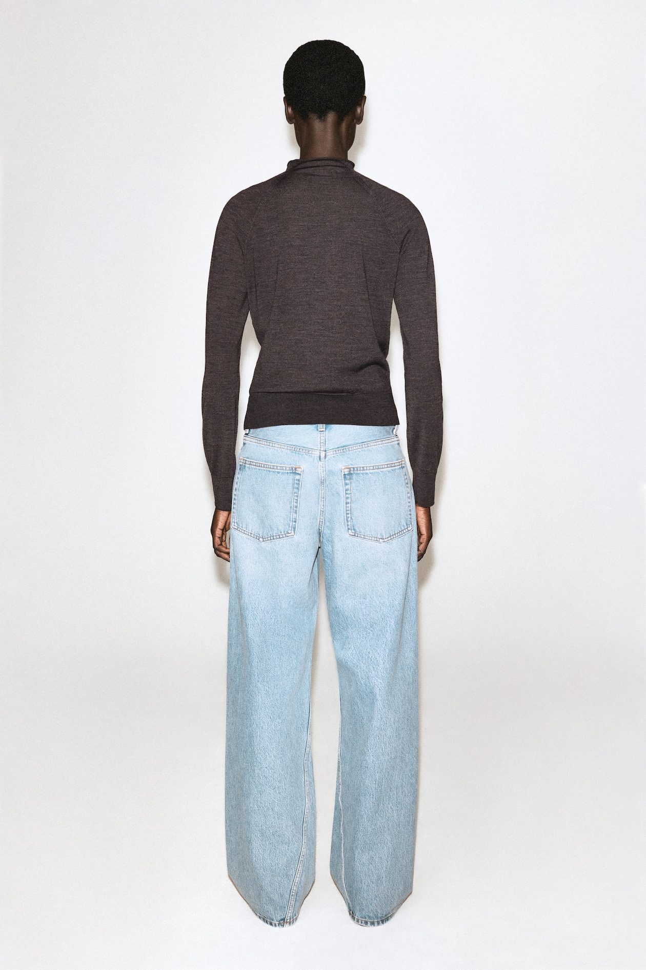 MERINO WOOL FUNNEL-NECK SWEATER — BROWN MÉLANGE
