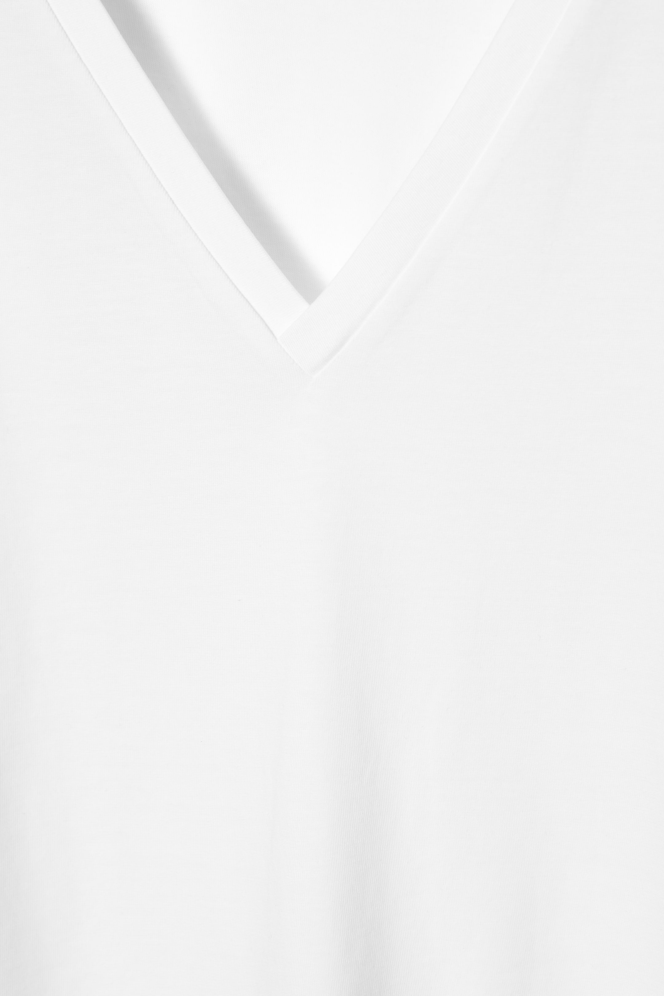 Ver imagen más grande: CAMISETA CUELLO DE PICO 24/7 REGULAR FIT - BLANCO - MUJER | H&M ES 7