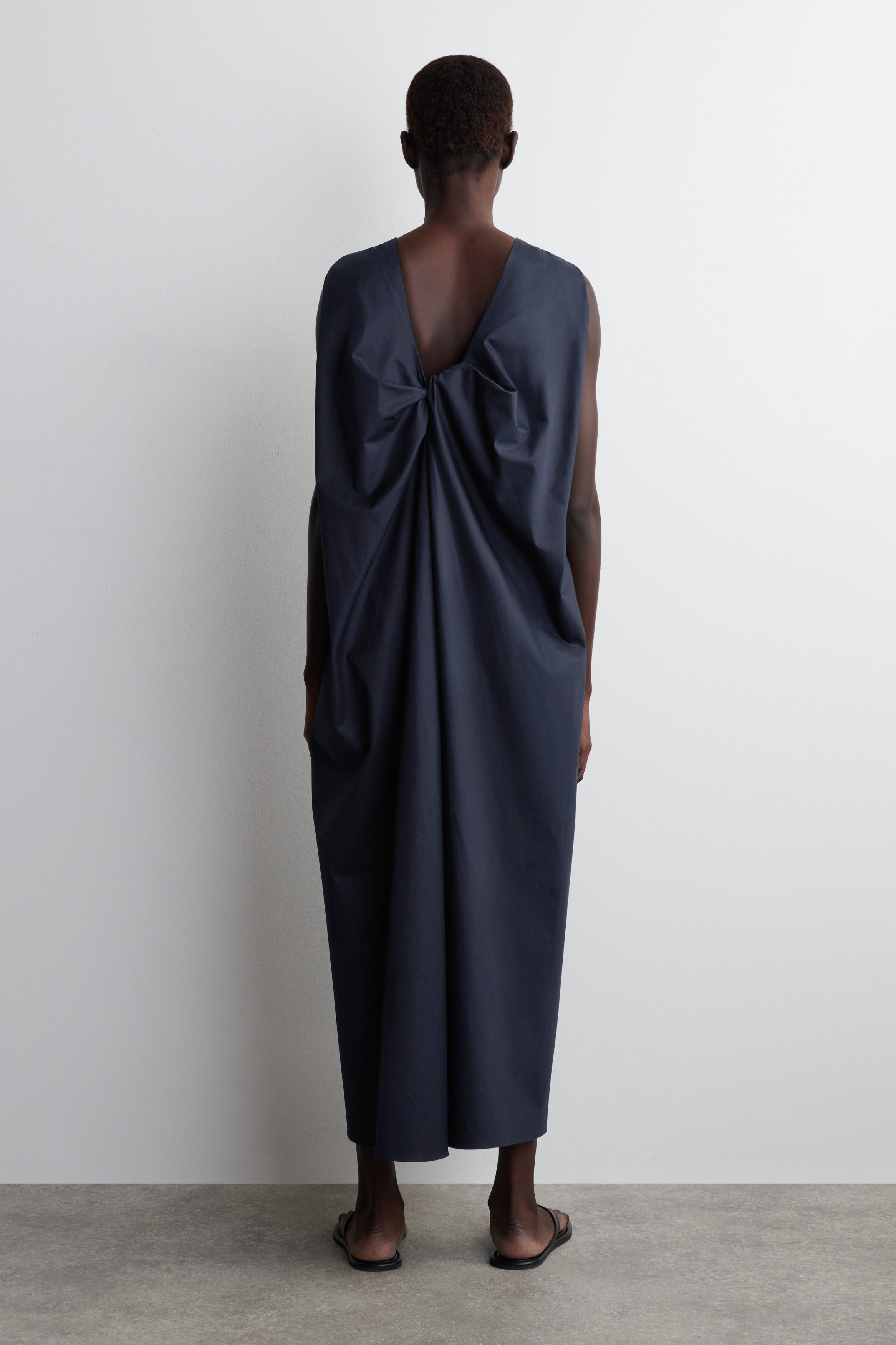 ワンピース JOSE MOON BACK TWIST SHIRT DRESS JOSE MOON（ジョゼムーン）の「BACK TWIST SHIRT DRESS/バック
