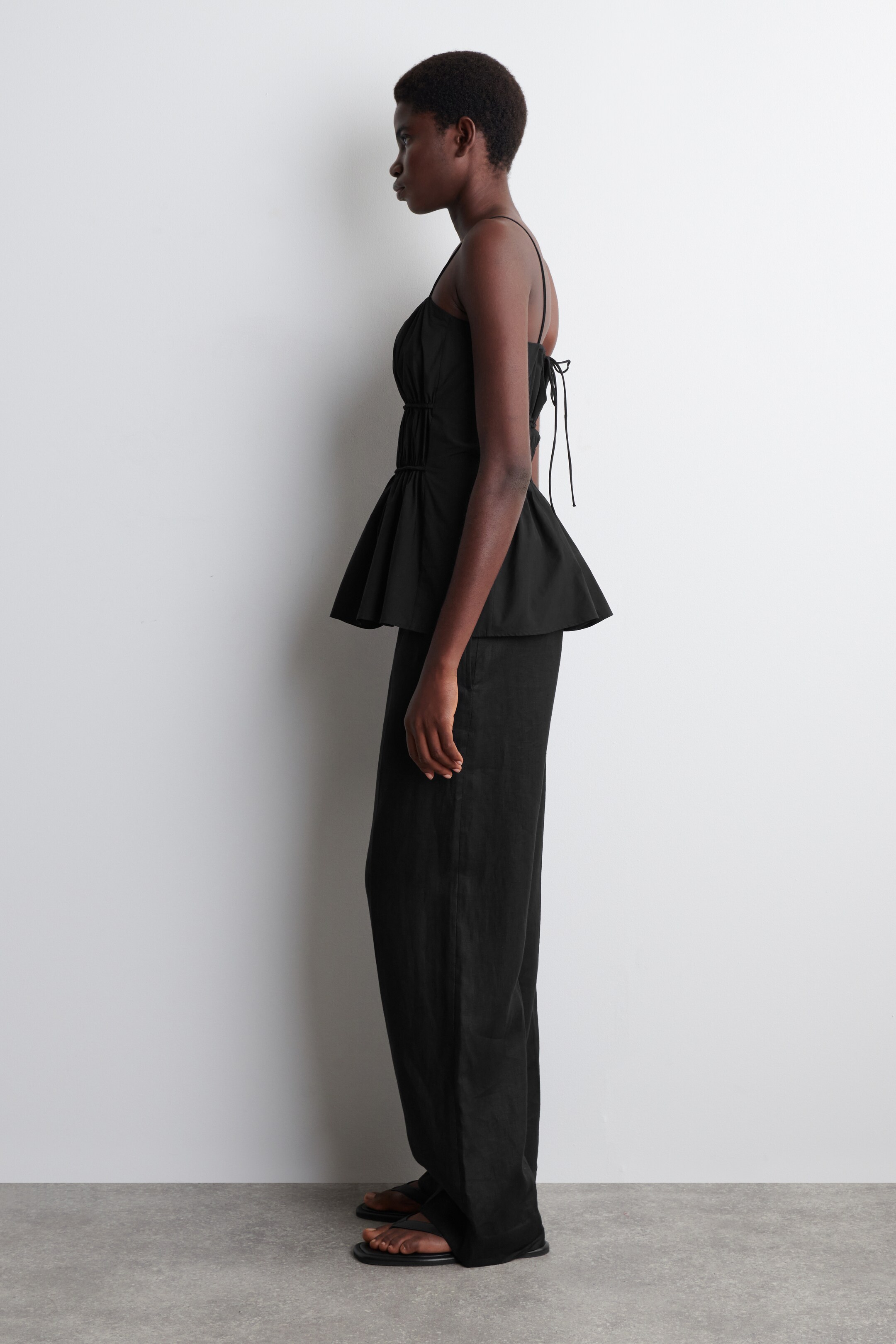Agrandir l'image: HAUT À BASQUE EN COTON FRONCÉ - NOIR - FEMME | H&M FR 3