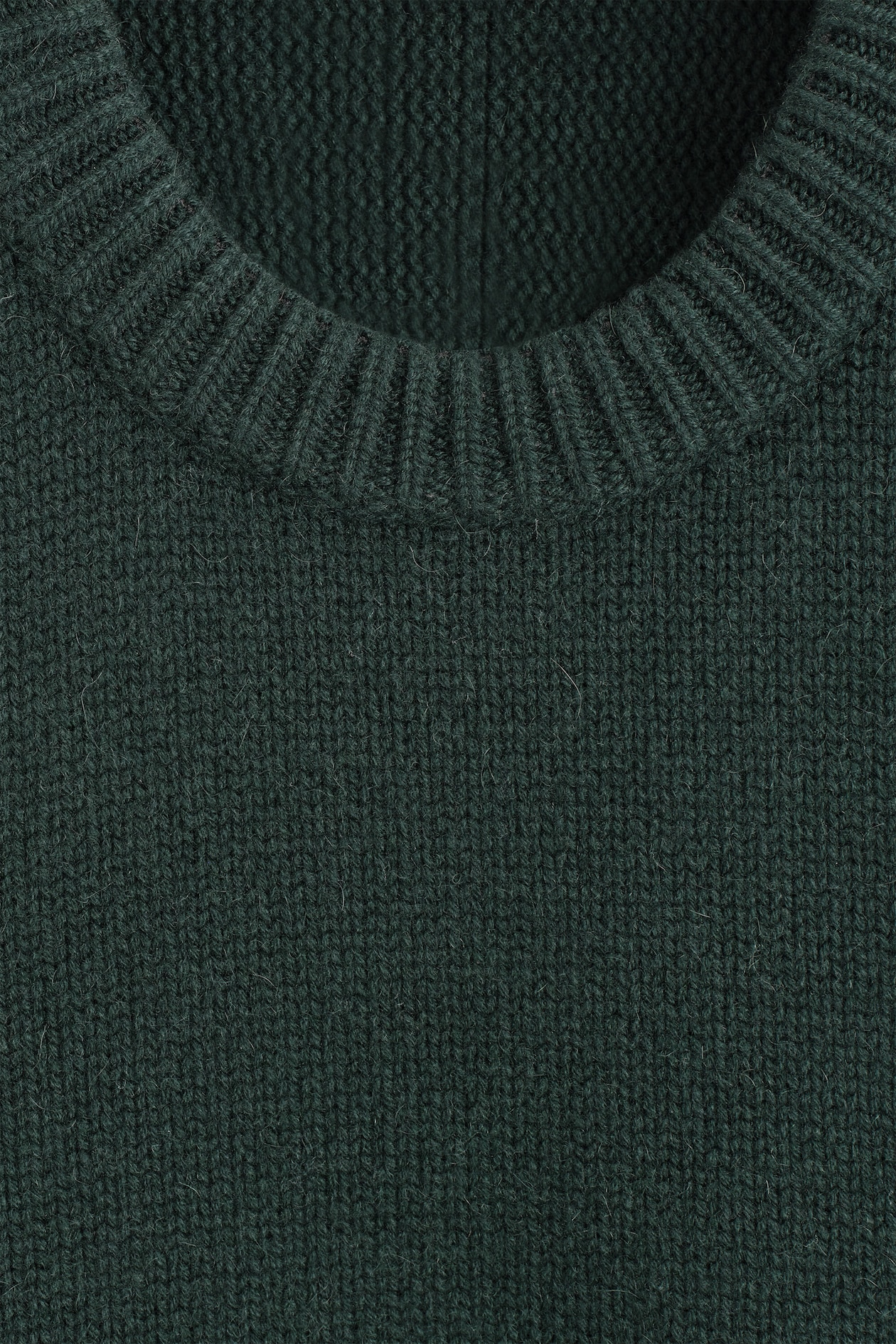 ROUNDED PURE CASHMERE CREW-NECK SWEATER — DARK GREEN