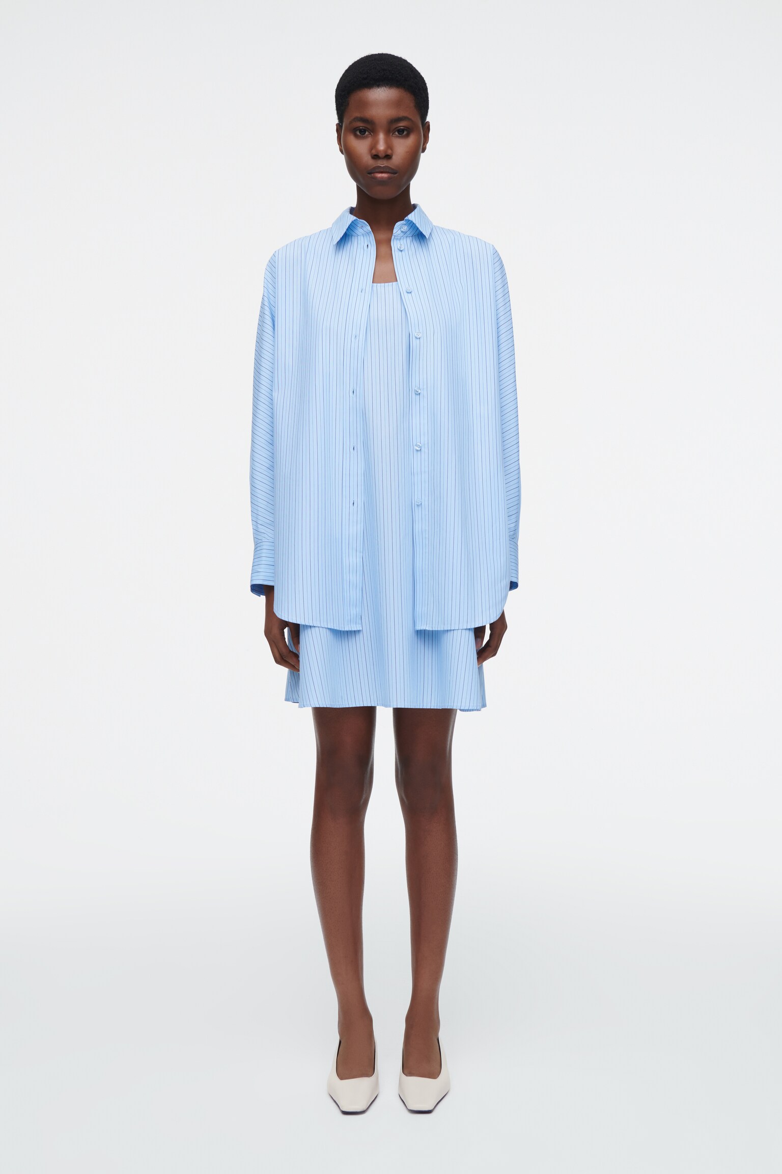 VESTIDO CAMISERO A CAPAS DE RAYAS - AZUL/RAYAS