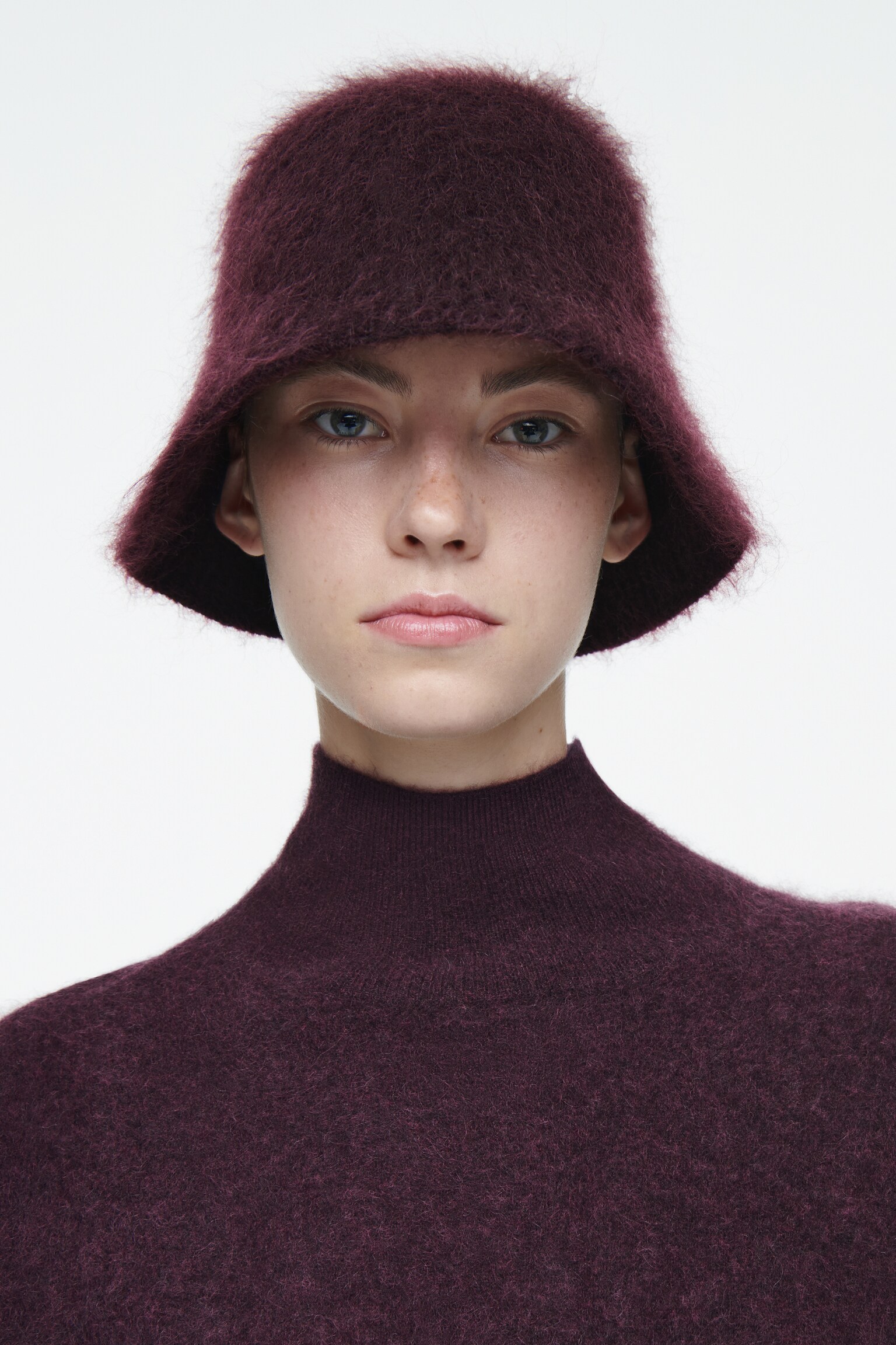 MOHAIR BUCKET HAT - BURGUNDY/ECRU/DARK BROWN
