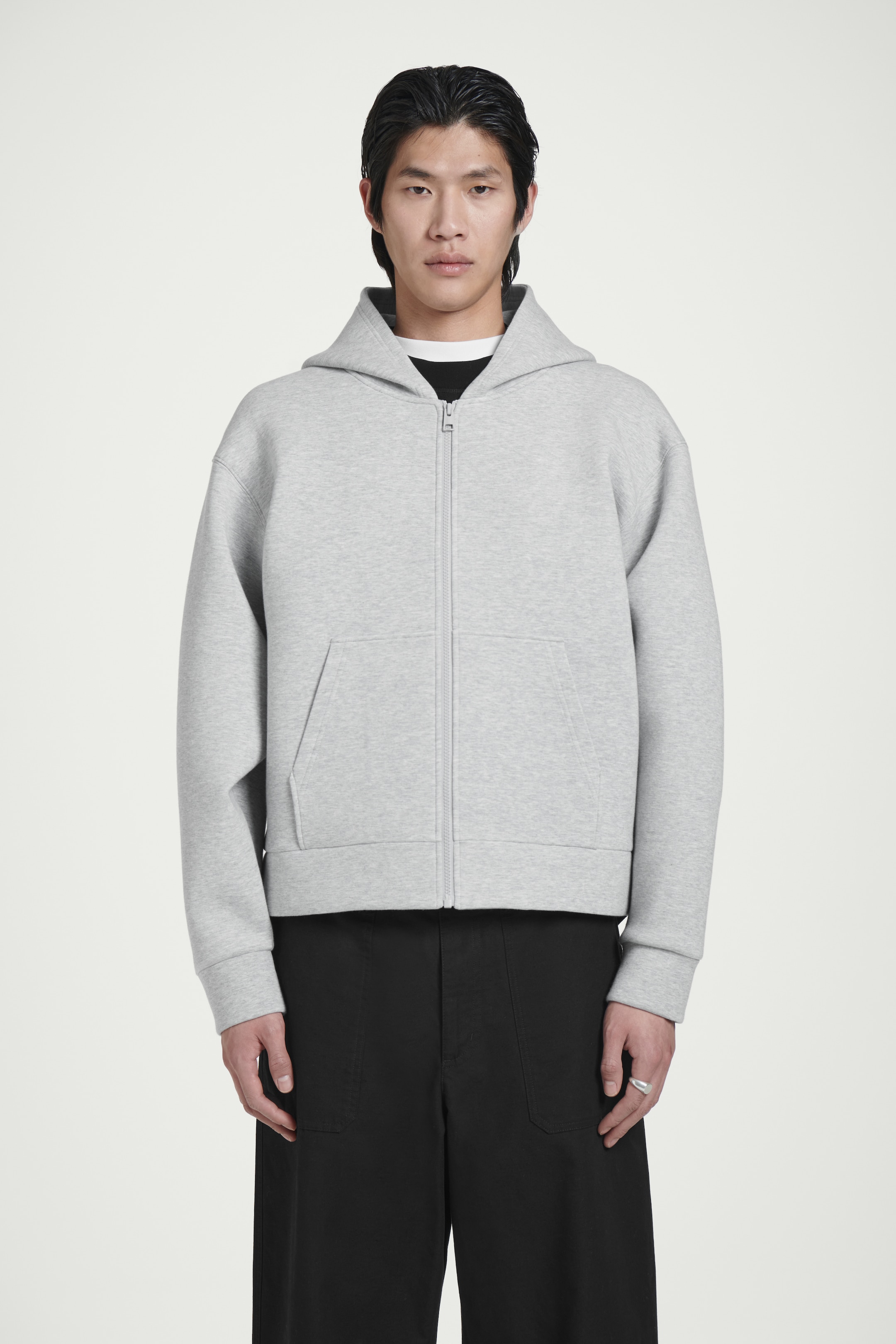 Größeres Bild anzeigen: OVERSIZED-KAPUZENJACKE AUS SCUBA-JERSEY - GRAU - Men | H&M AT 1