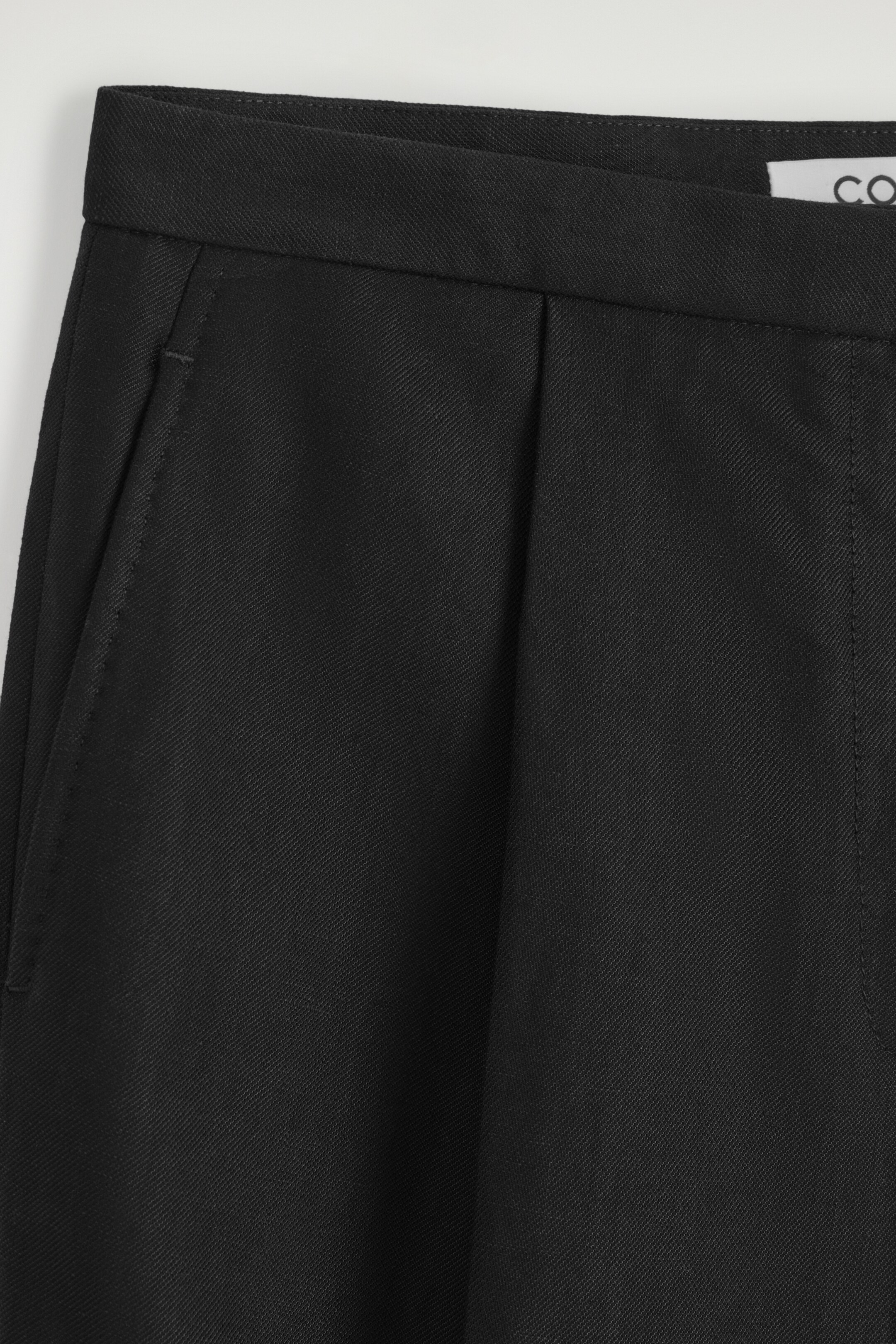 Vezi imaginea mai mare: Pantaloni scurți din amestec de in, croială dreaptă - NEGRU - FEMEI | H&M RO 6