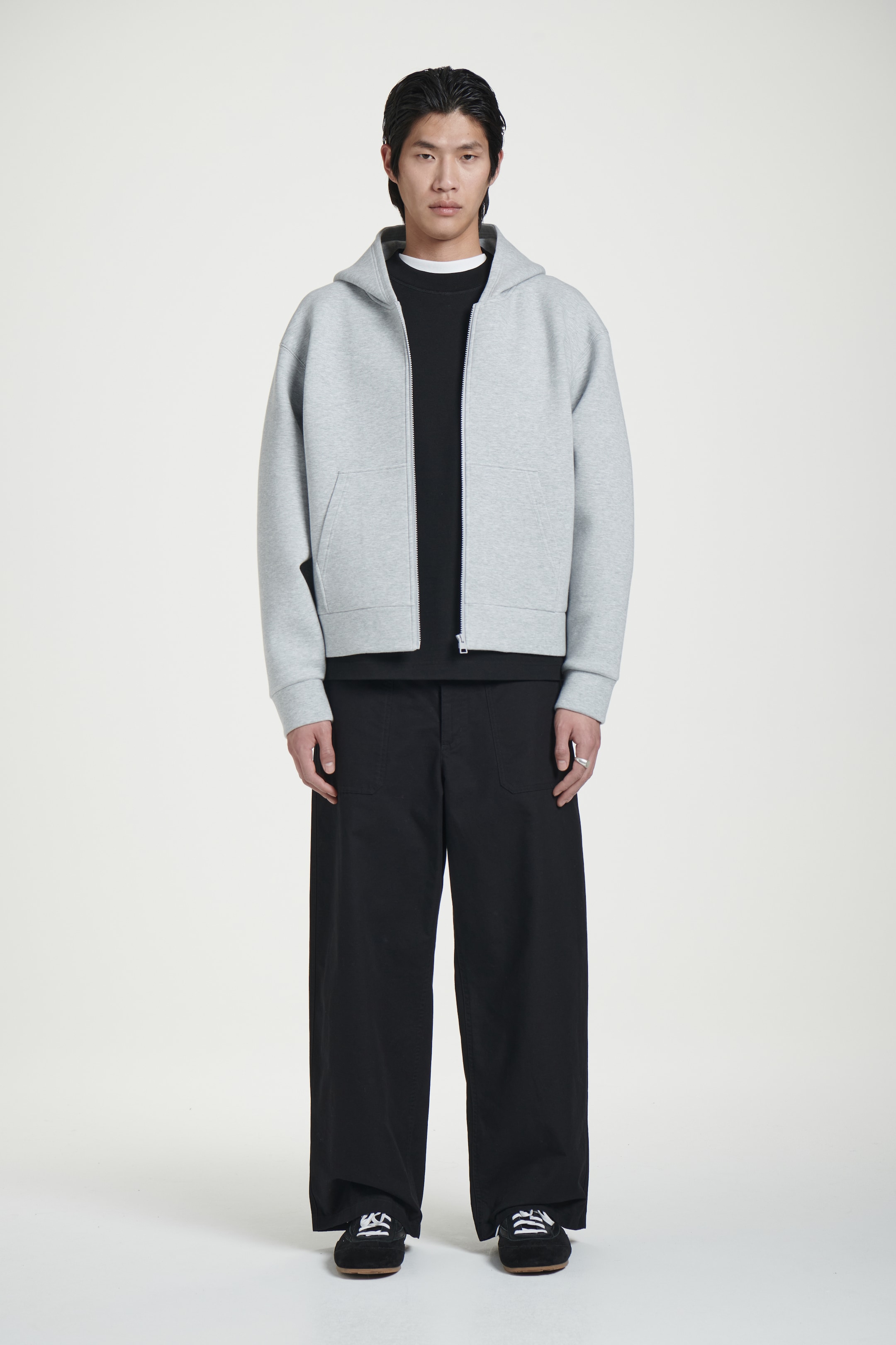 Größeres Bild anzeigen: OVERSIZED-KAPUZENJACKE AUS SCUBA-JERSEY - GRAU - Men | H&M AT 3