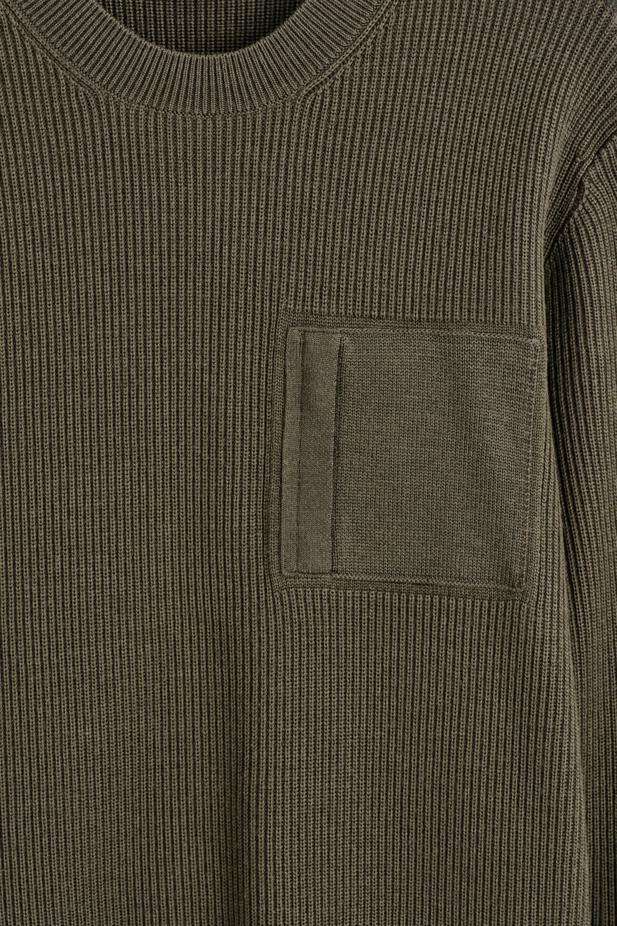 StillMedia/DescriptiveDetail