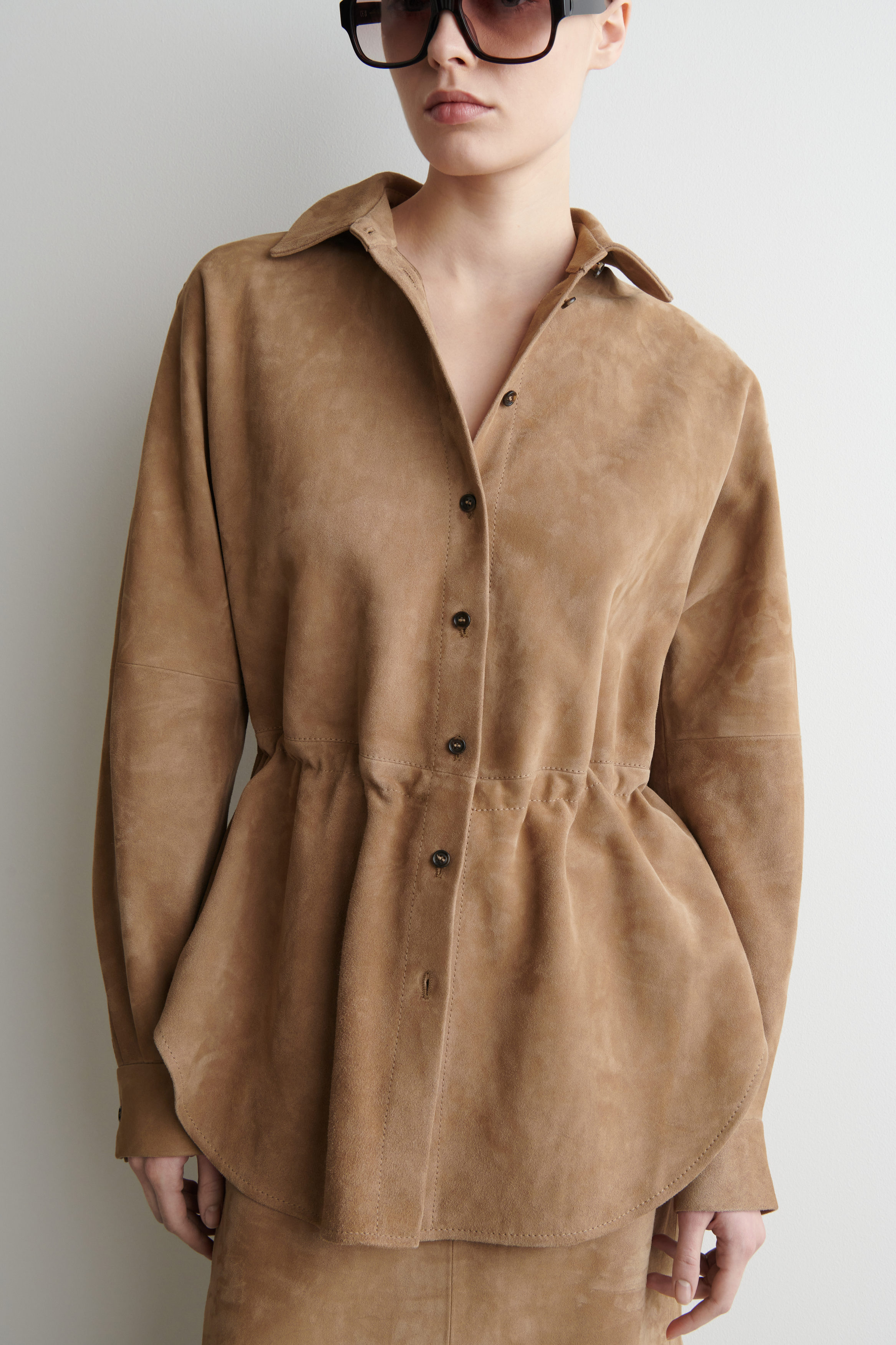 SUEDE DRAWSTRING SHIRT - SAND | COS