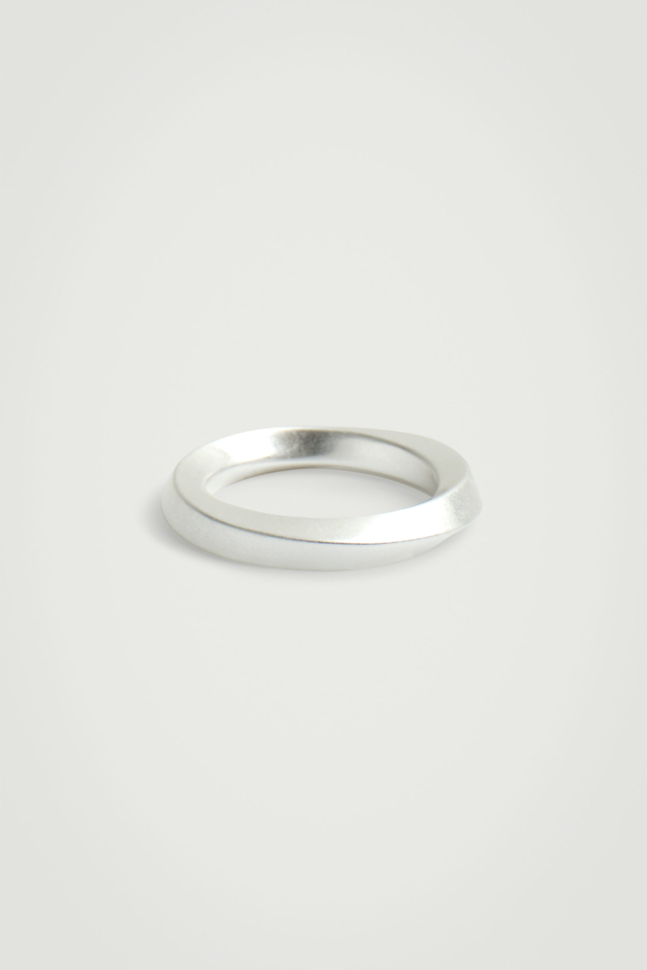 TWISTED STERLING SILVER RING