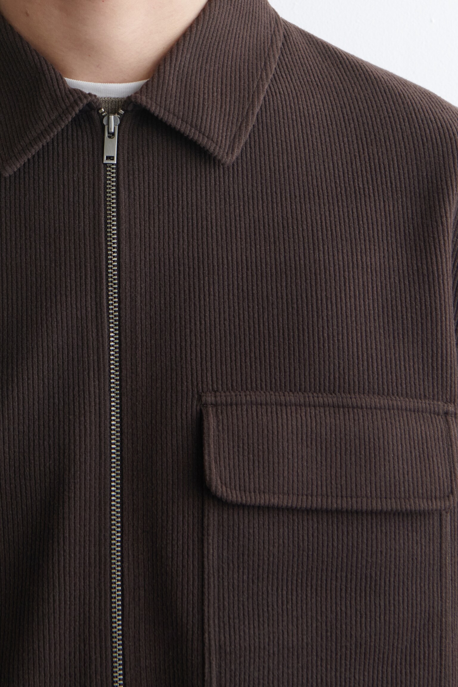 חולצת עליונית עם רוכסן מבד קורדורוי-ג’רזי - חום כהה - 3