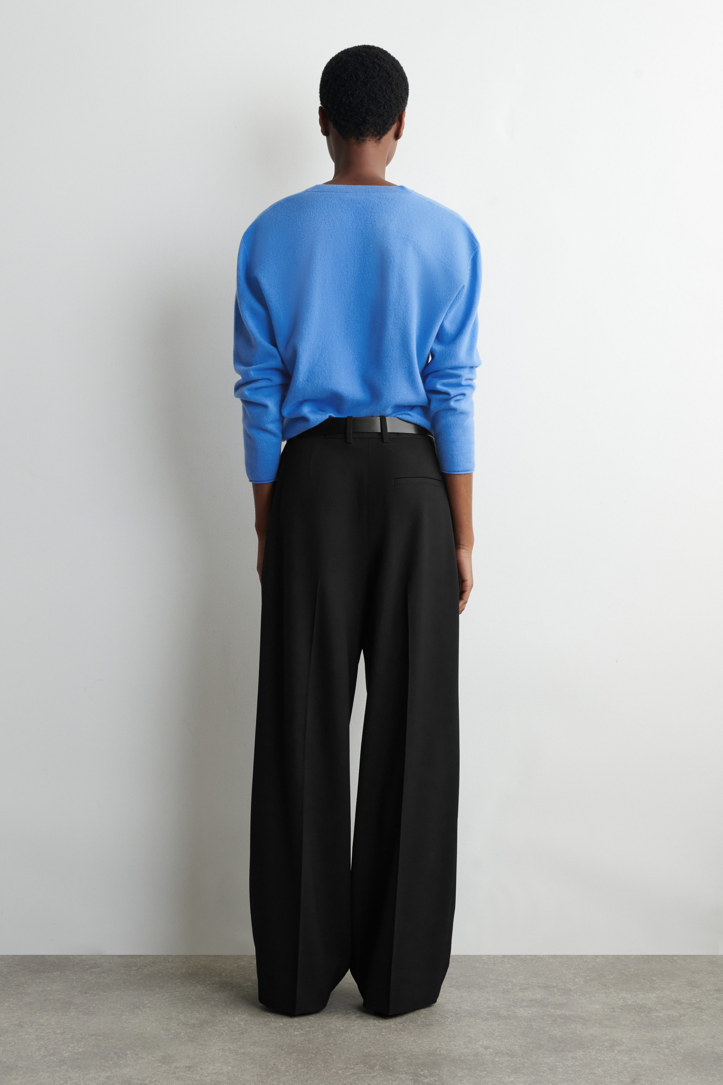 RELAXED TWILL WIDE-LEG PANTS - BLACK | COS US