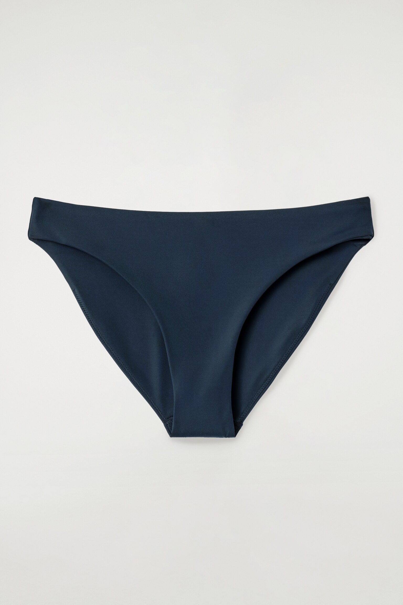 BRAGUITAS DE BIKINI CLÁSICAS - AZUL MARINO/NEGRO/VERDE - 2