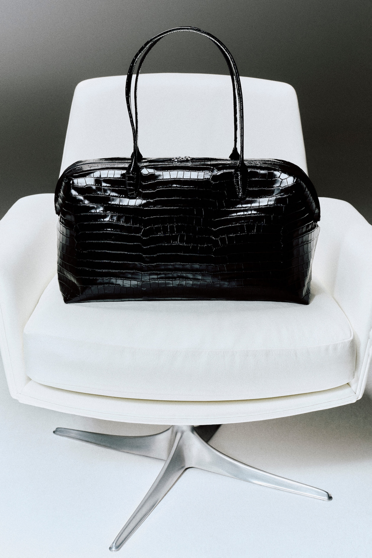 MONTMARTRE BOWLING BAG - CROC-EFFECT LEATHER — BLACK