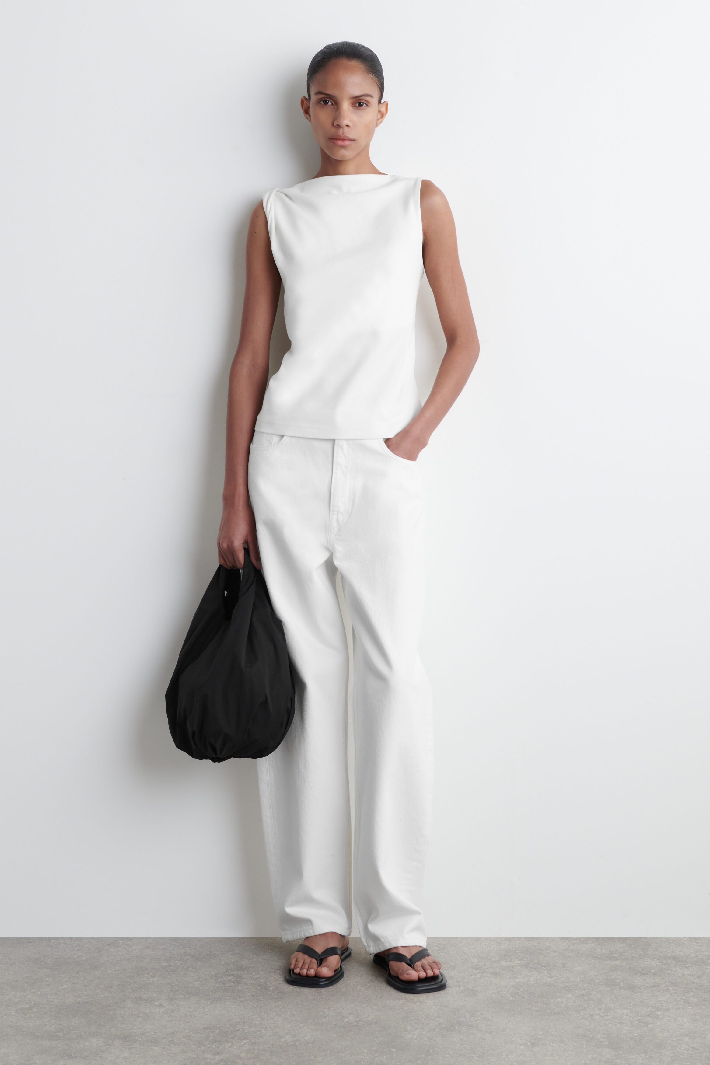 トートバッグ DEINET CLOUD MINI TOTE BAG IN BLACK 楽天市場】【正規品】 DEINET トートバッグ バッグ CLOUD MINI