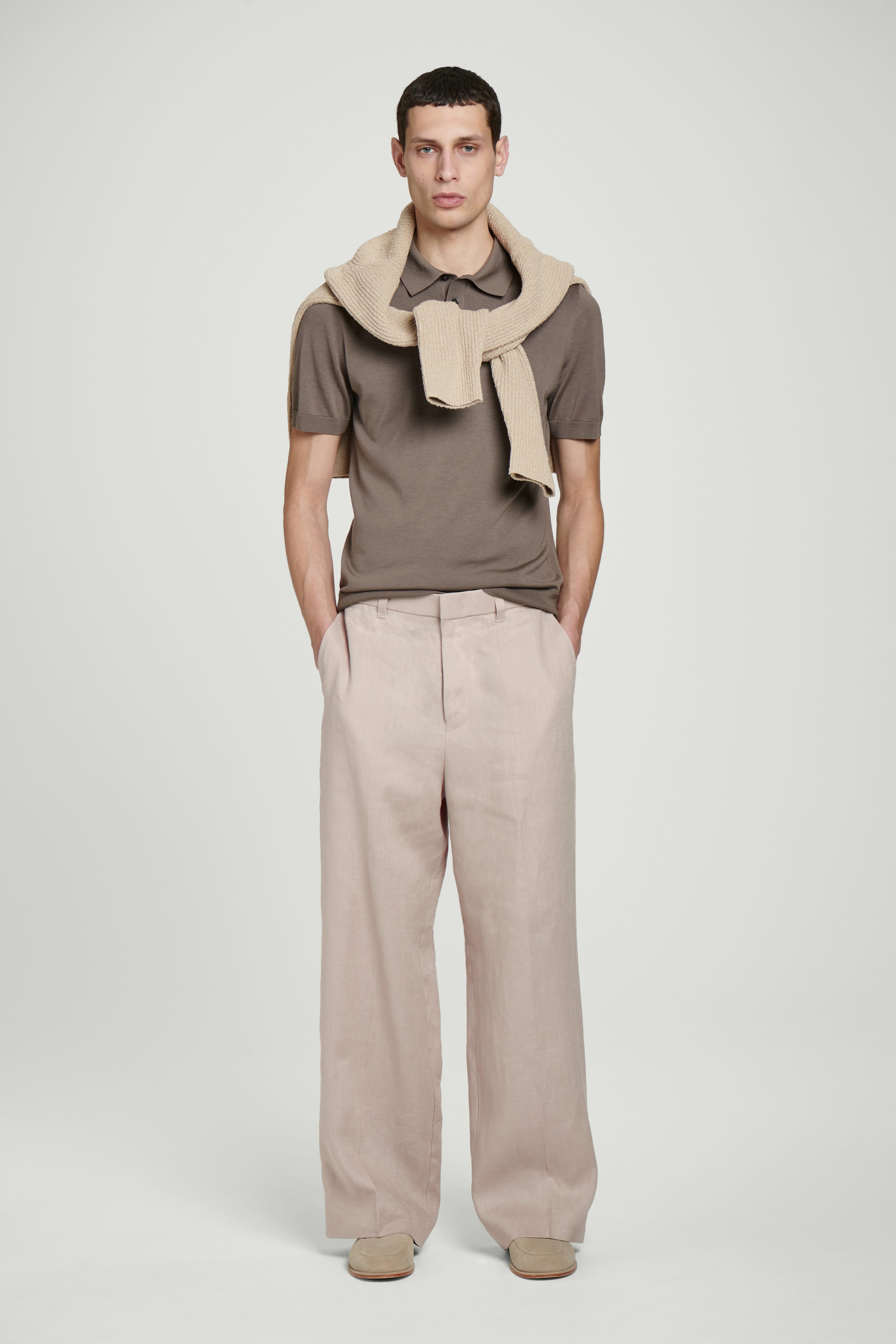 FLUID LINEN WIDE-LEG TROUSERS