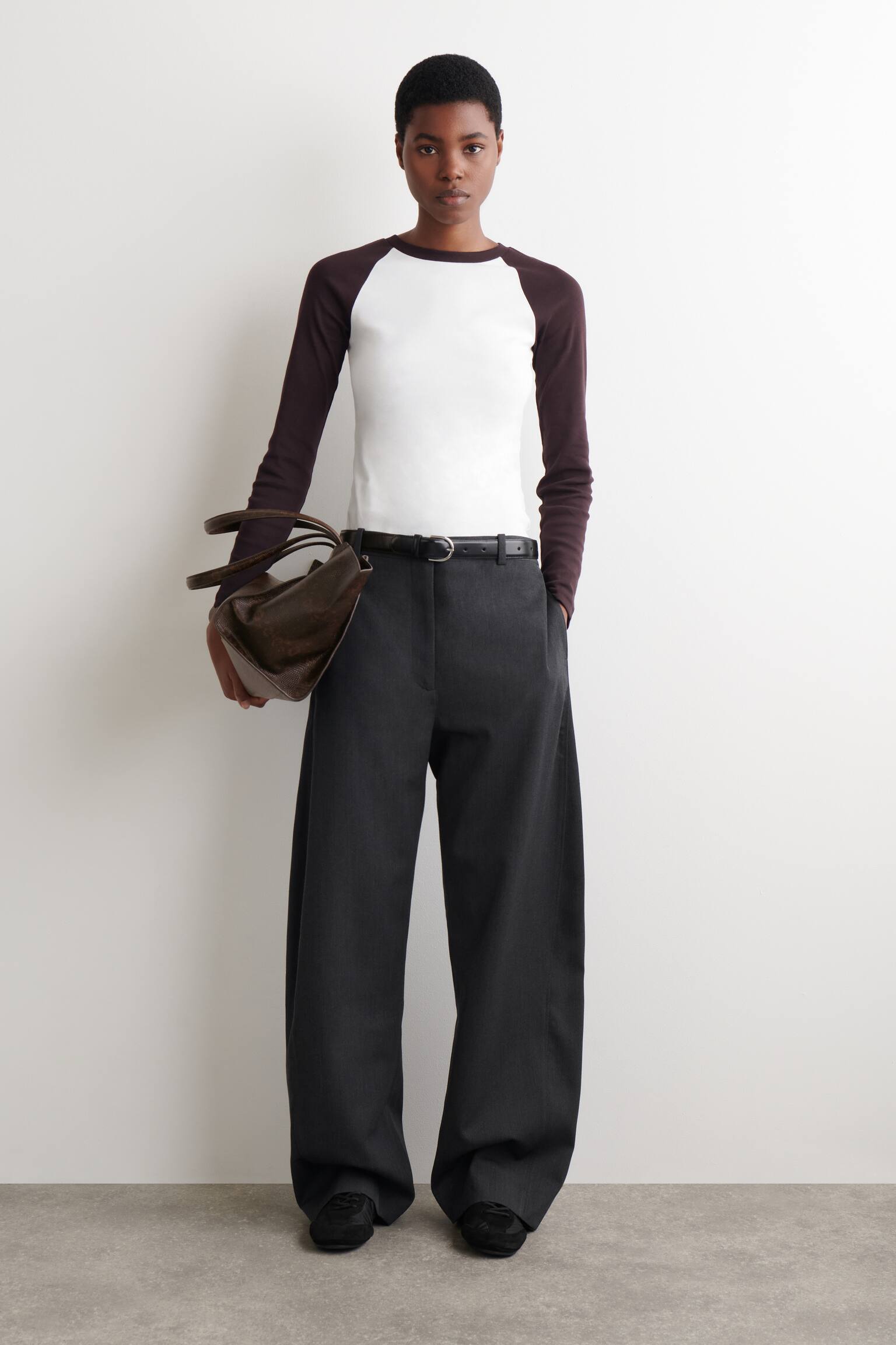 T-shirt met contrasterende mouwen - Wit / bruin/wit / blauw - 4