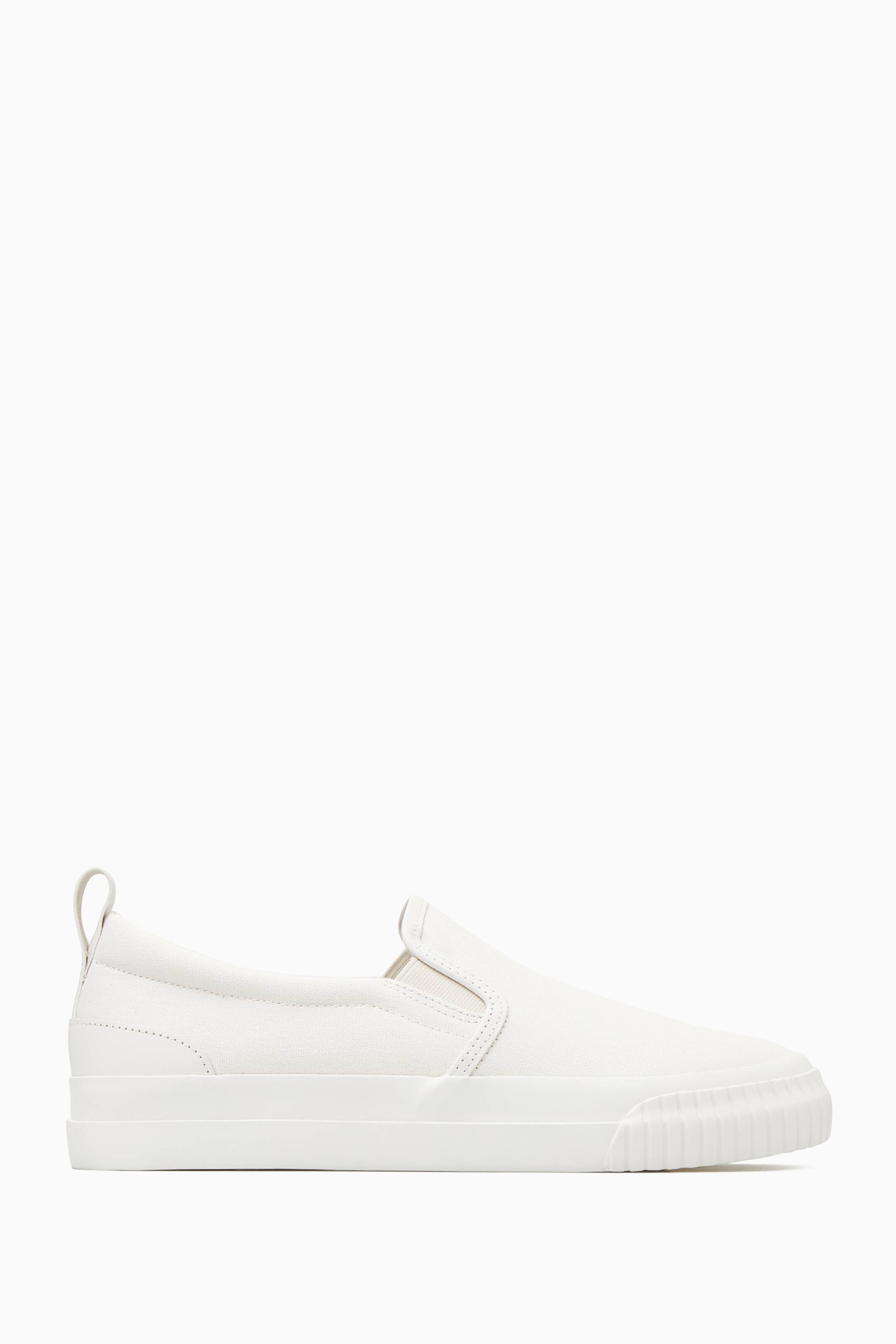 Se større billede: CANVAS SLIP-ON TRAINERS  - CREAM - HERRE | H&M DK 1