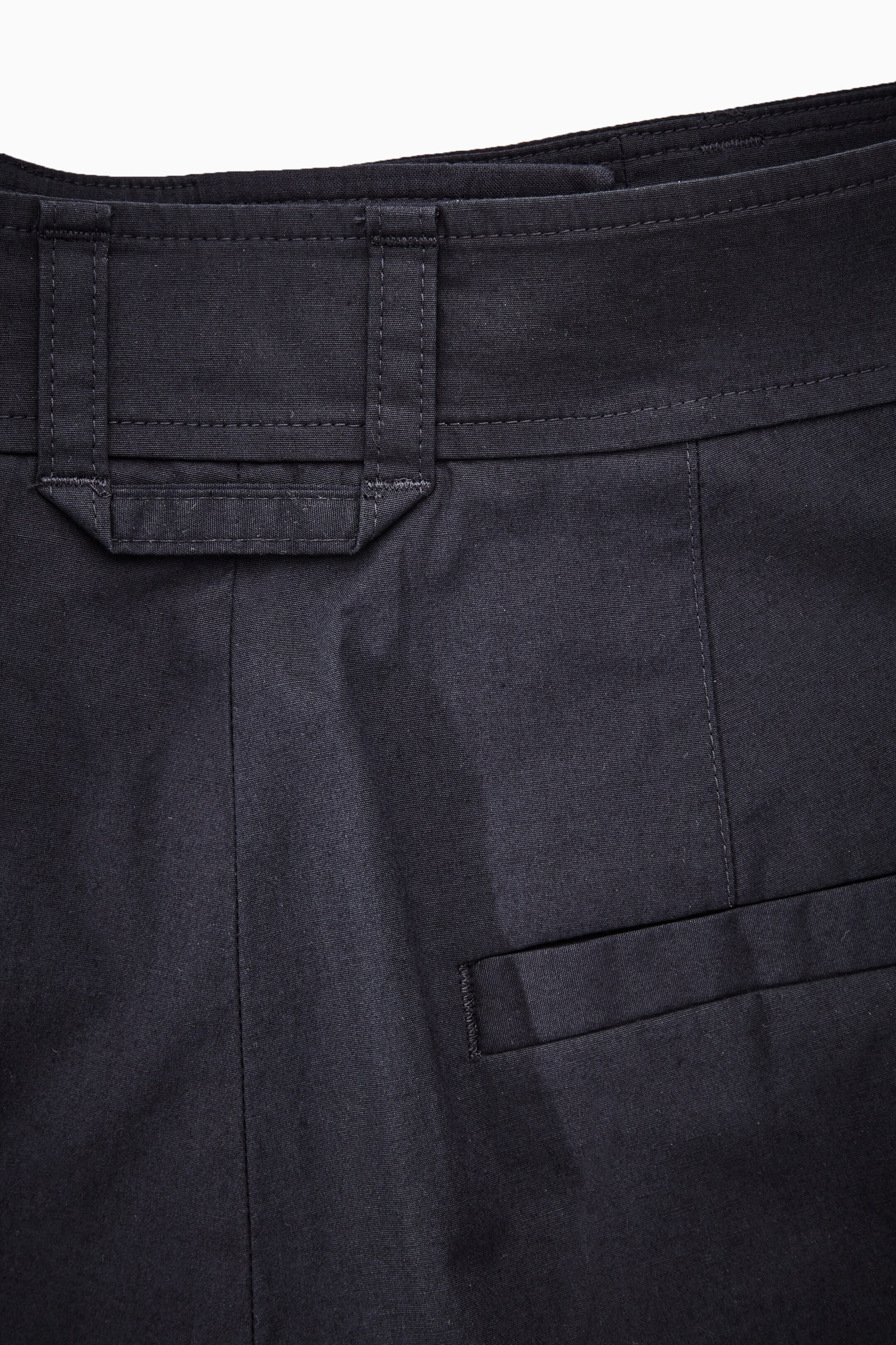 StillMedia/DescriptiveDetail