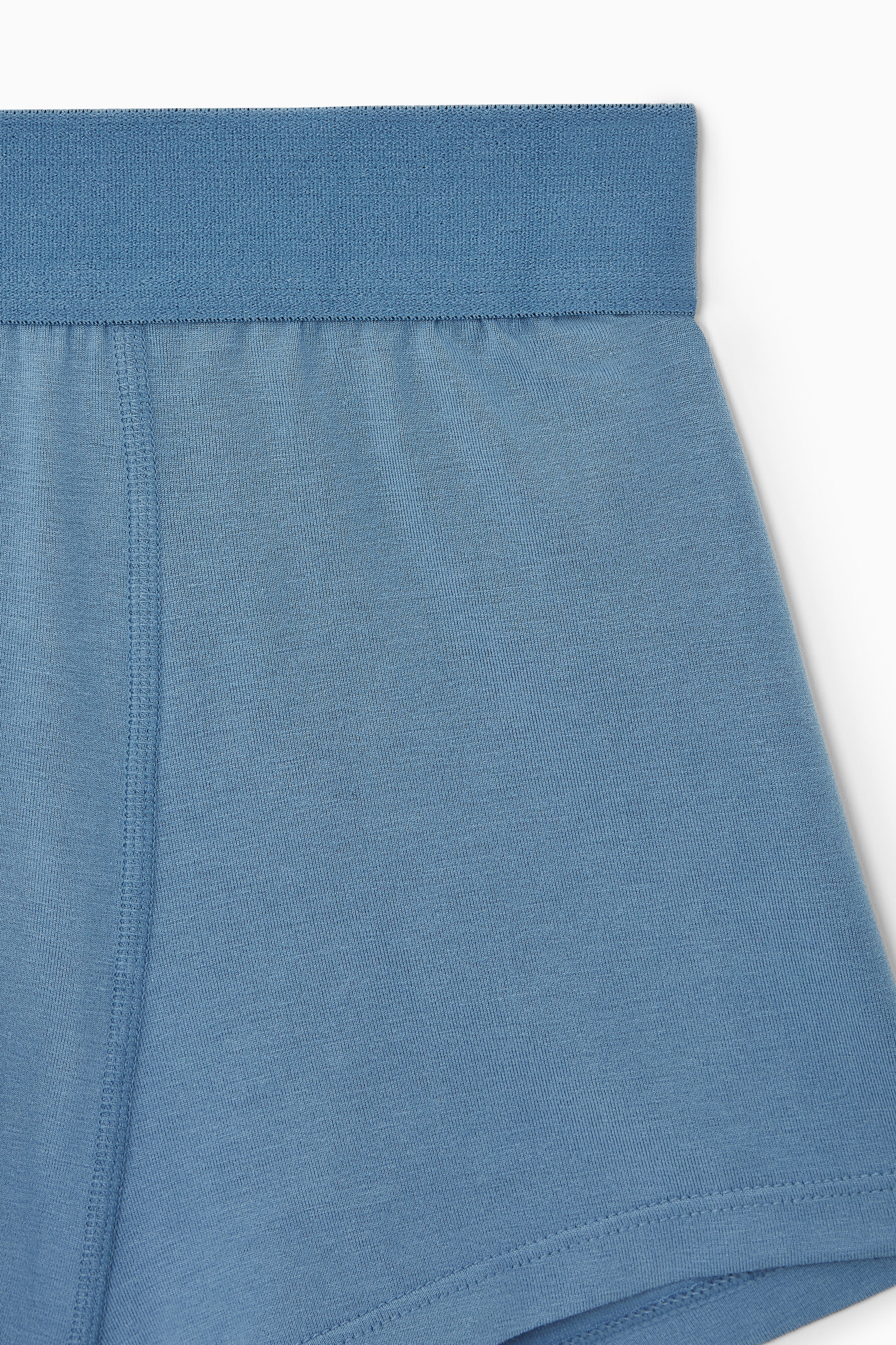 StillMedia/DescriptiveDetail